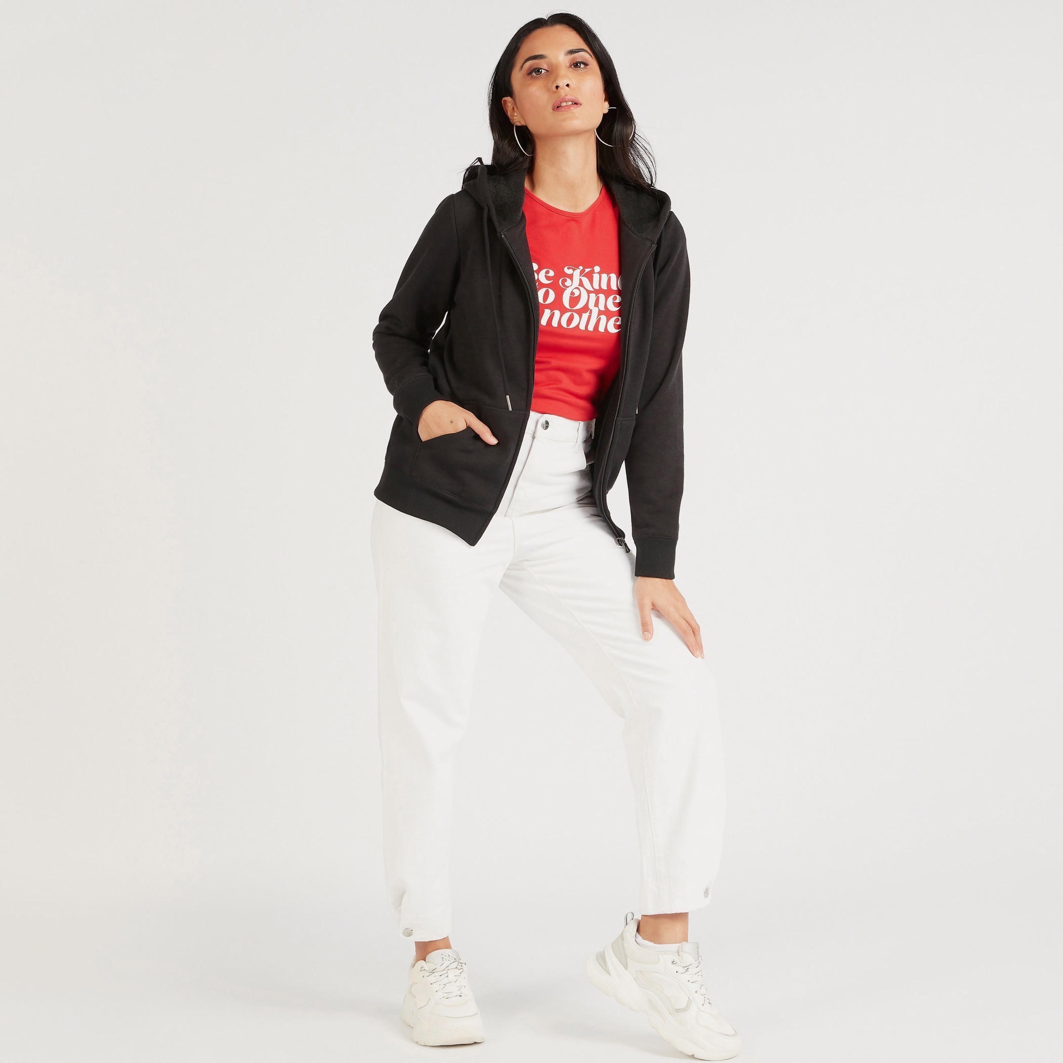 تيشيرت بياقة ضيّقة وأكمام كاب وطَبعات-women-clothing-tshirts-image-3