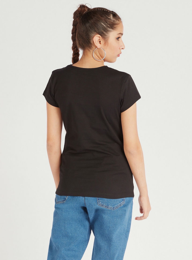 تيشيرت بياقة ضيّقة وأكمام كاب وطَبعات-women-clothing-tshirts-image-1