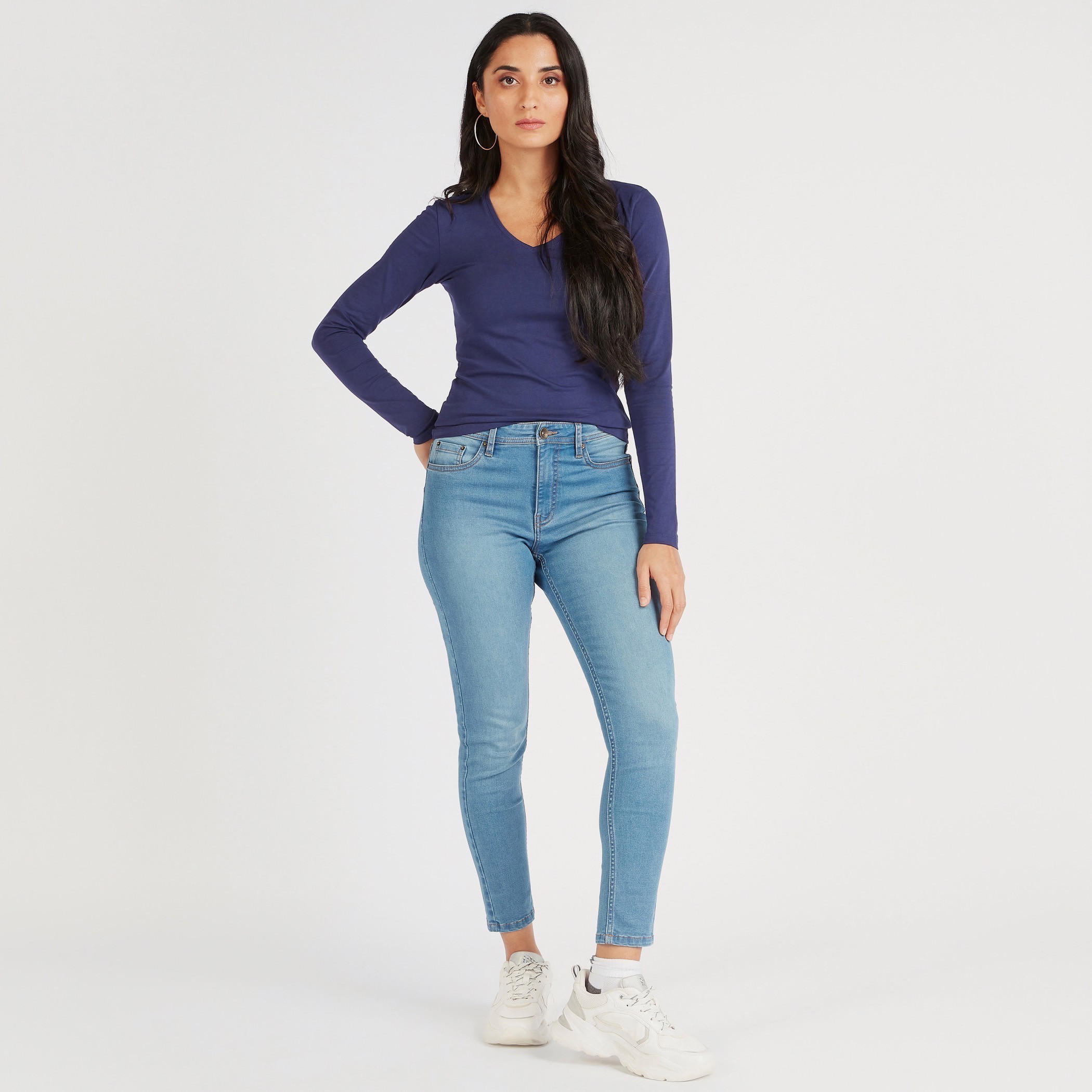 تيشيرت سادة بياقة V وأكمام طويلة-women-clothing-tshirts-image-3
