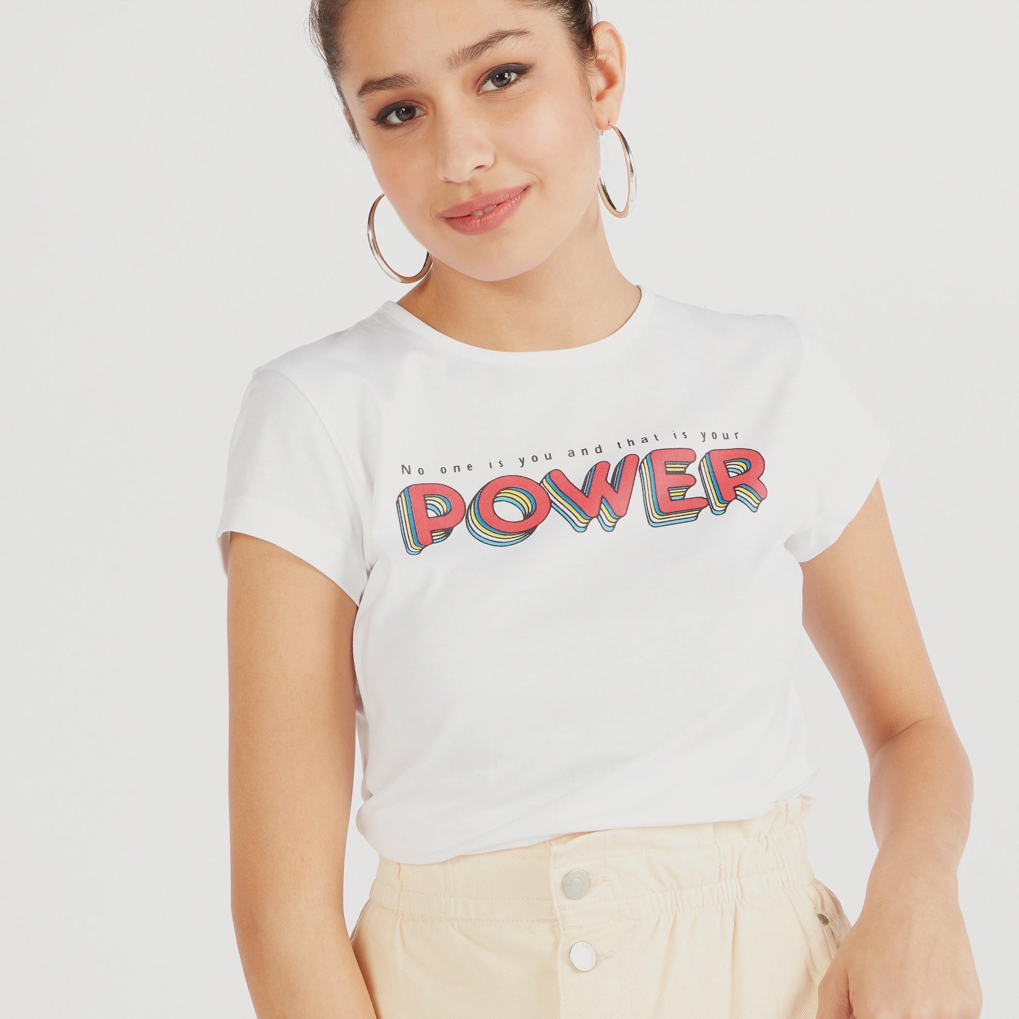 تيشيرت بياقة ضيّقة وأكمام كاب وطَبعات-women-clothing-tshirts-image-3