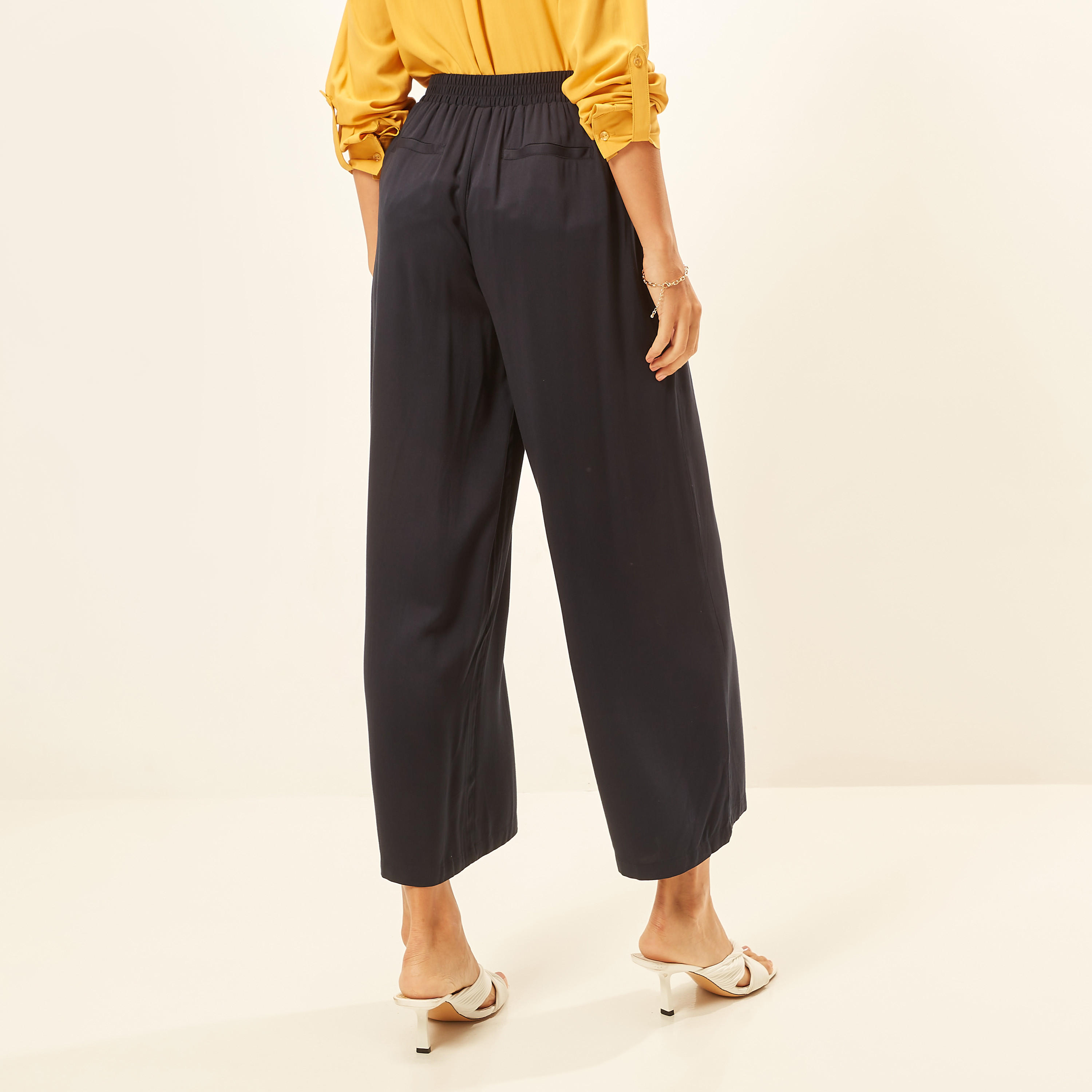 بنطلون بالازو سادة برباط وجيوب وخصر متوسط-women-clothing-bottoms-trousers-image-4