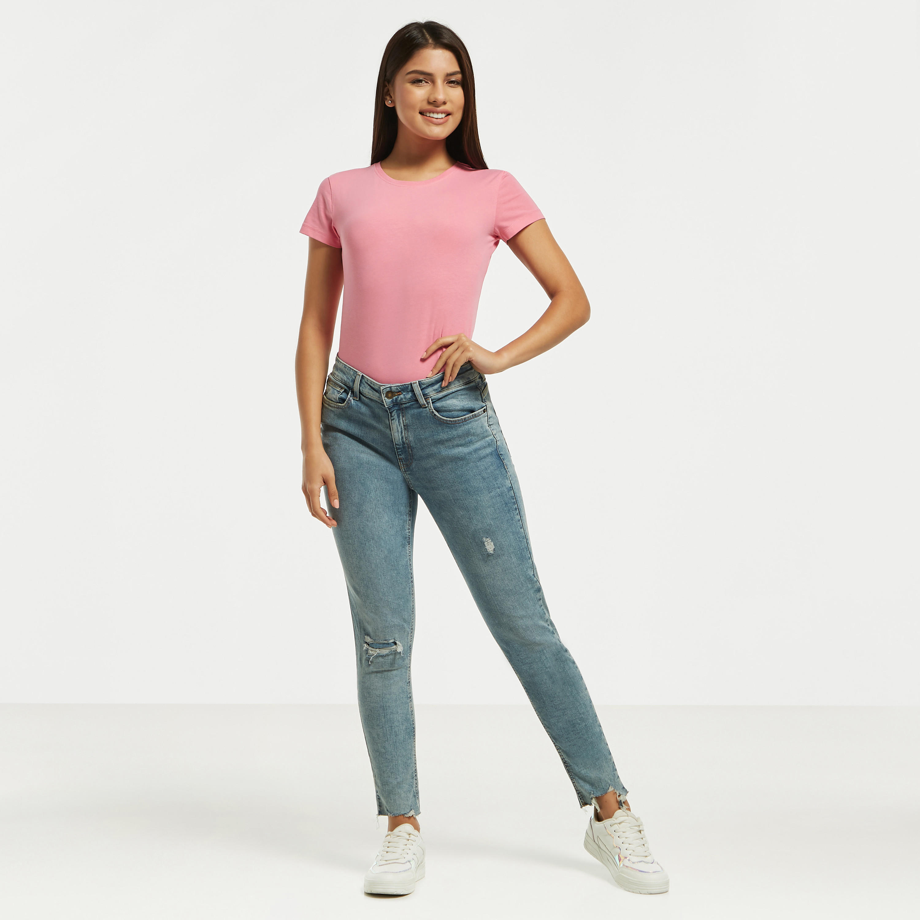 تيشرت سادة بياقة مستديرة وأكمام قصيرة-women-clothing-tshirts-image-2