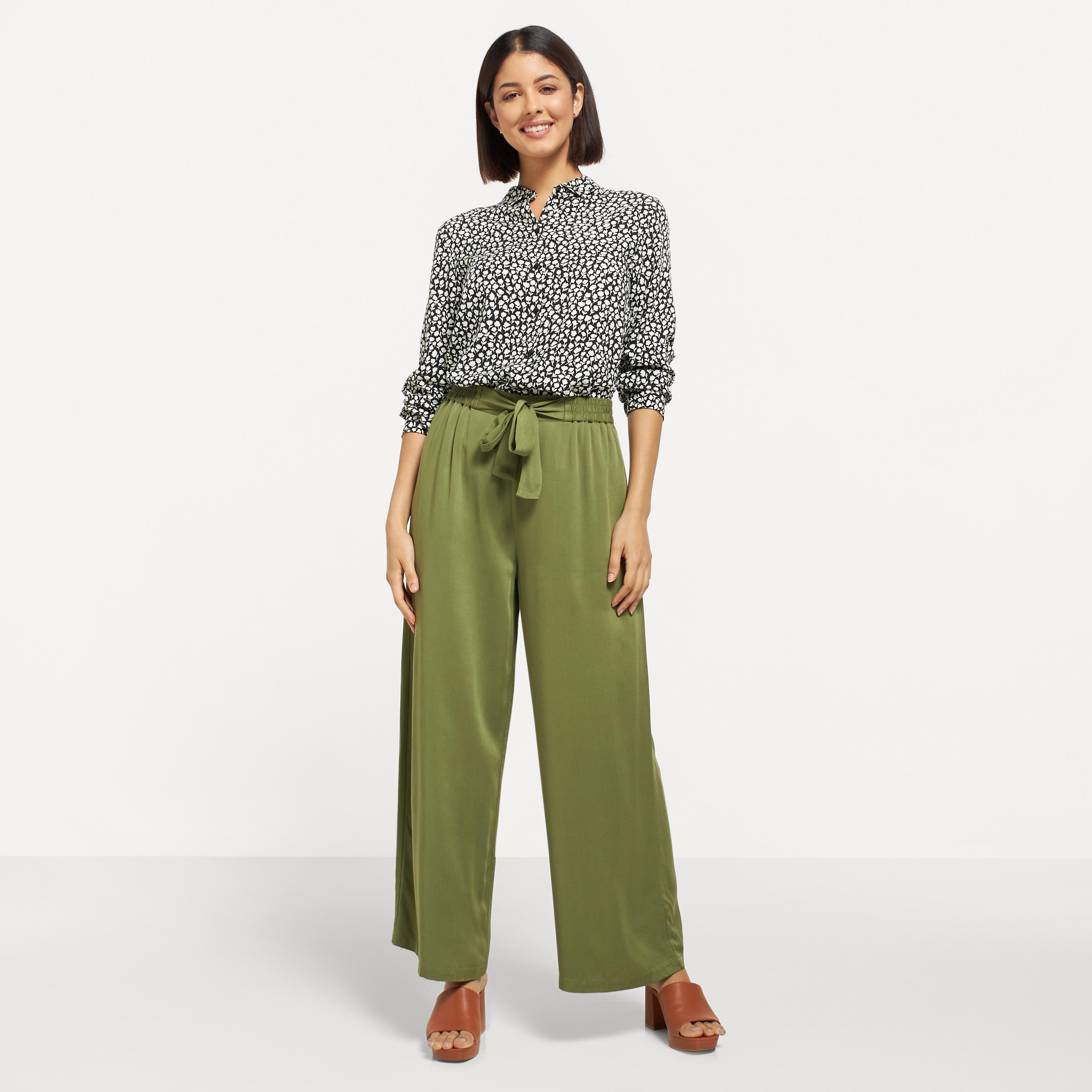 قميص بطبعات أزهار وأكمام طويلة-women-clothing-shirtsandblouses-shirts-image-2