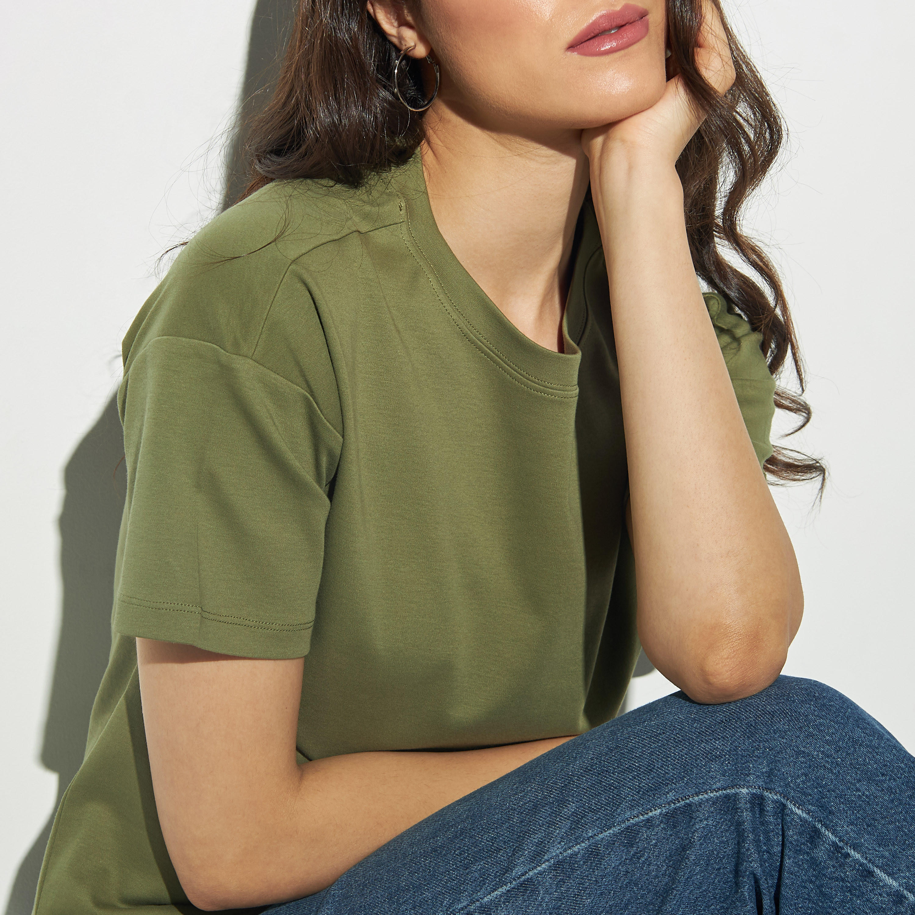 تيشيرت سادة بياقة مستديرة وأكمام قصيرة-women-clothing-tshirts-image-4