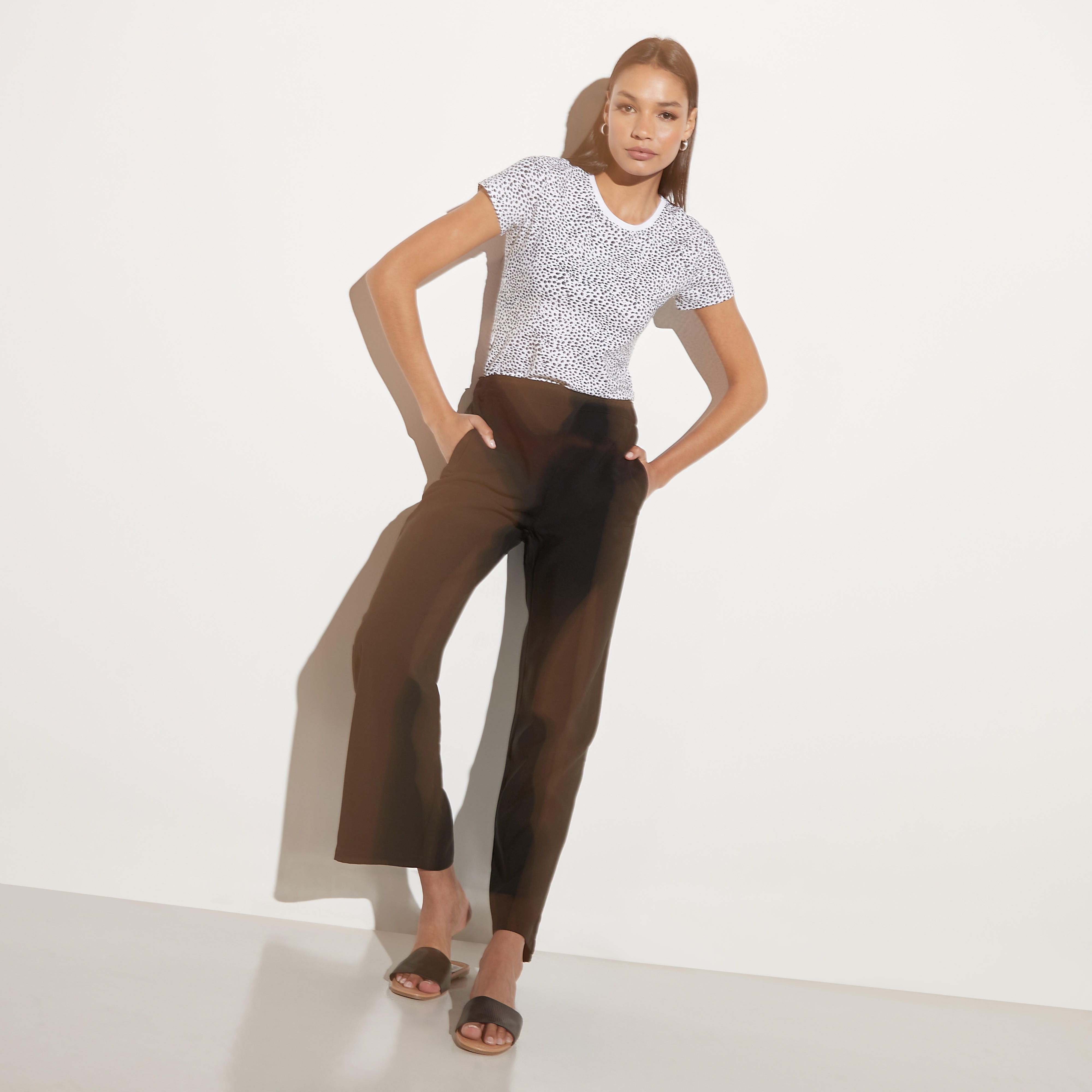 تيشيرت بياقة ضيّقة وأكمام قصيرة وطبعات-women-clothing-tshirts-image-2