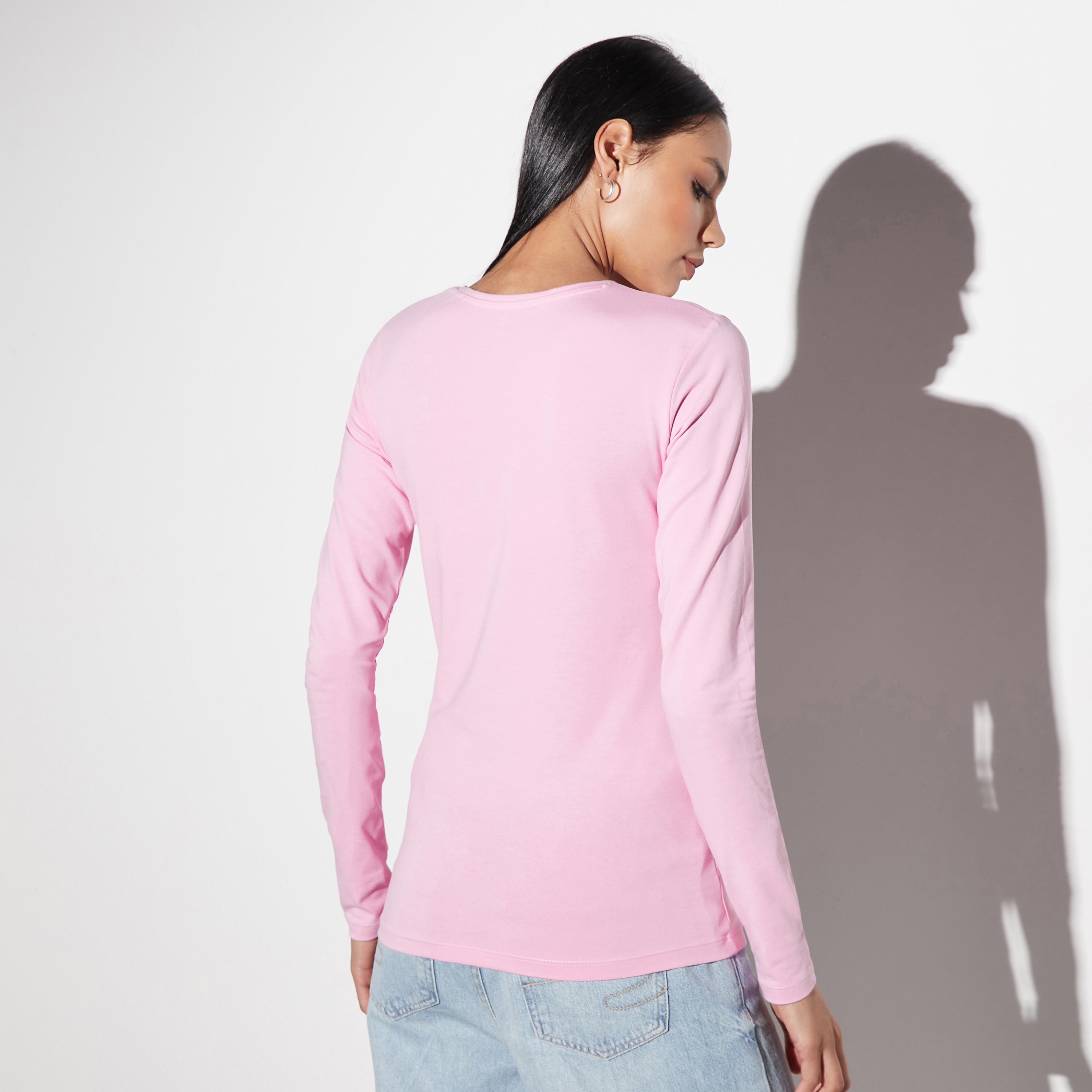 تيشيرت سادة بياقة ضيّقة وأكمام طويلة-women-clothing-tshirts-image-3