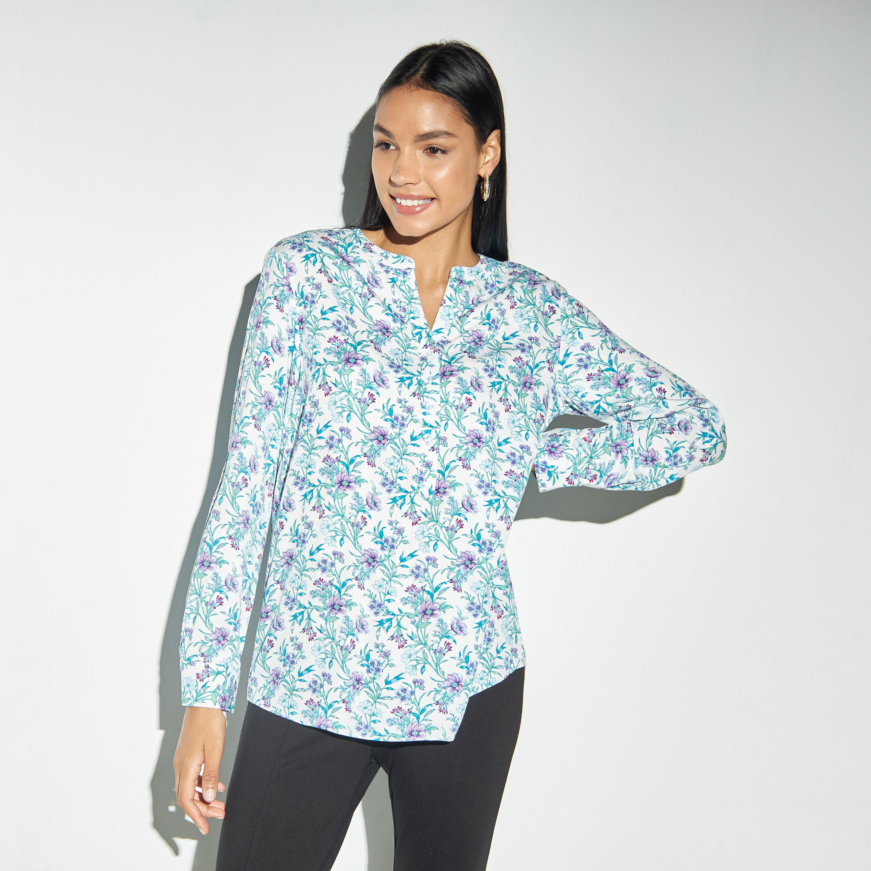 بلوزة بياقة عالية وأكمام طويلة وطبعات زهرية-women-clothing-shirtsandblouses-blouses-image-1