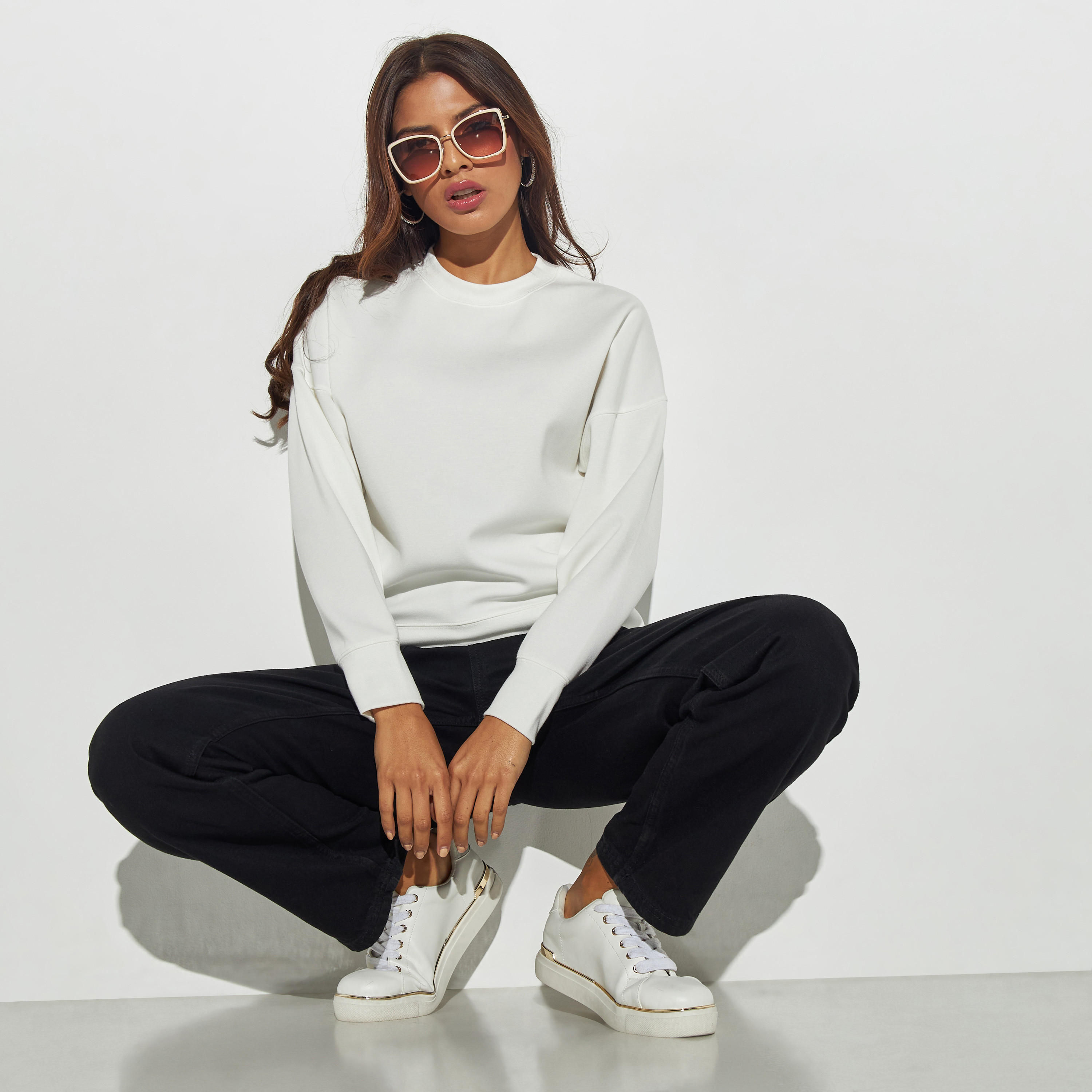 سويت شيرت سادة بأكمام طويلة-women-winterwear-hoodiesandsweatshirts-sweatshirts-image-3