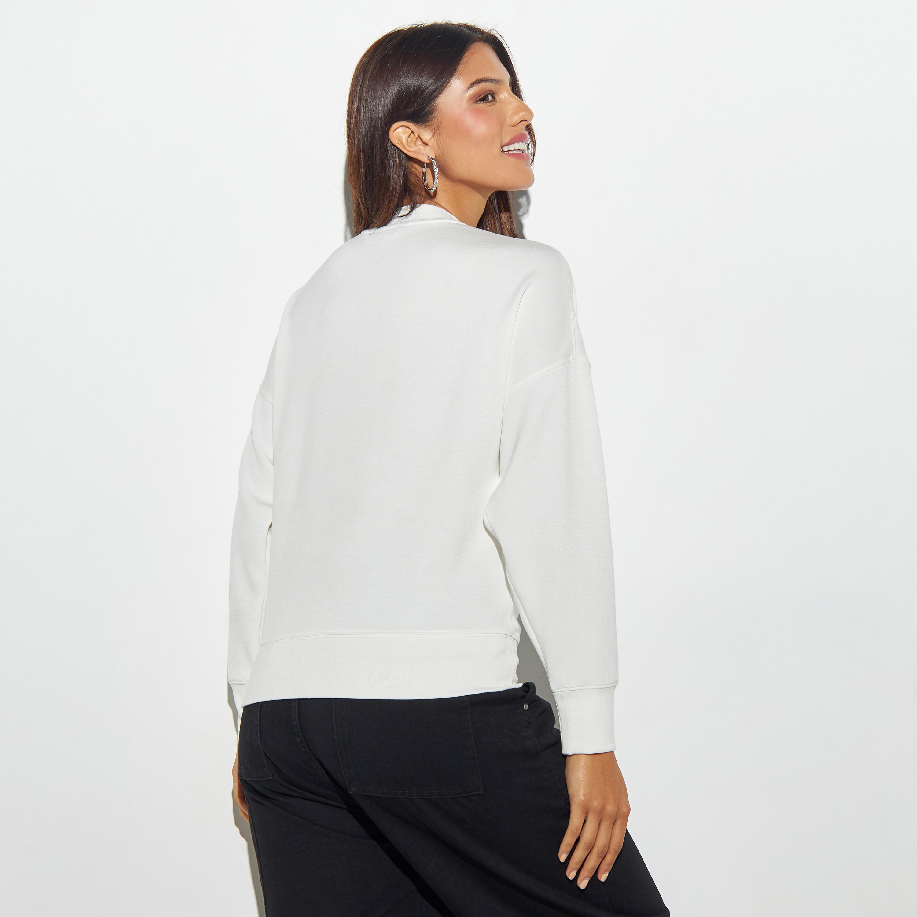 سويت شيرت سادة بأكمام طويلة-women-winterwear-hoodiesandsweatshirts-sweatshirts-image-2