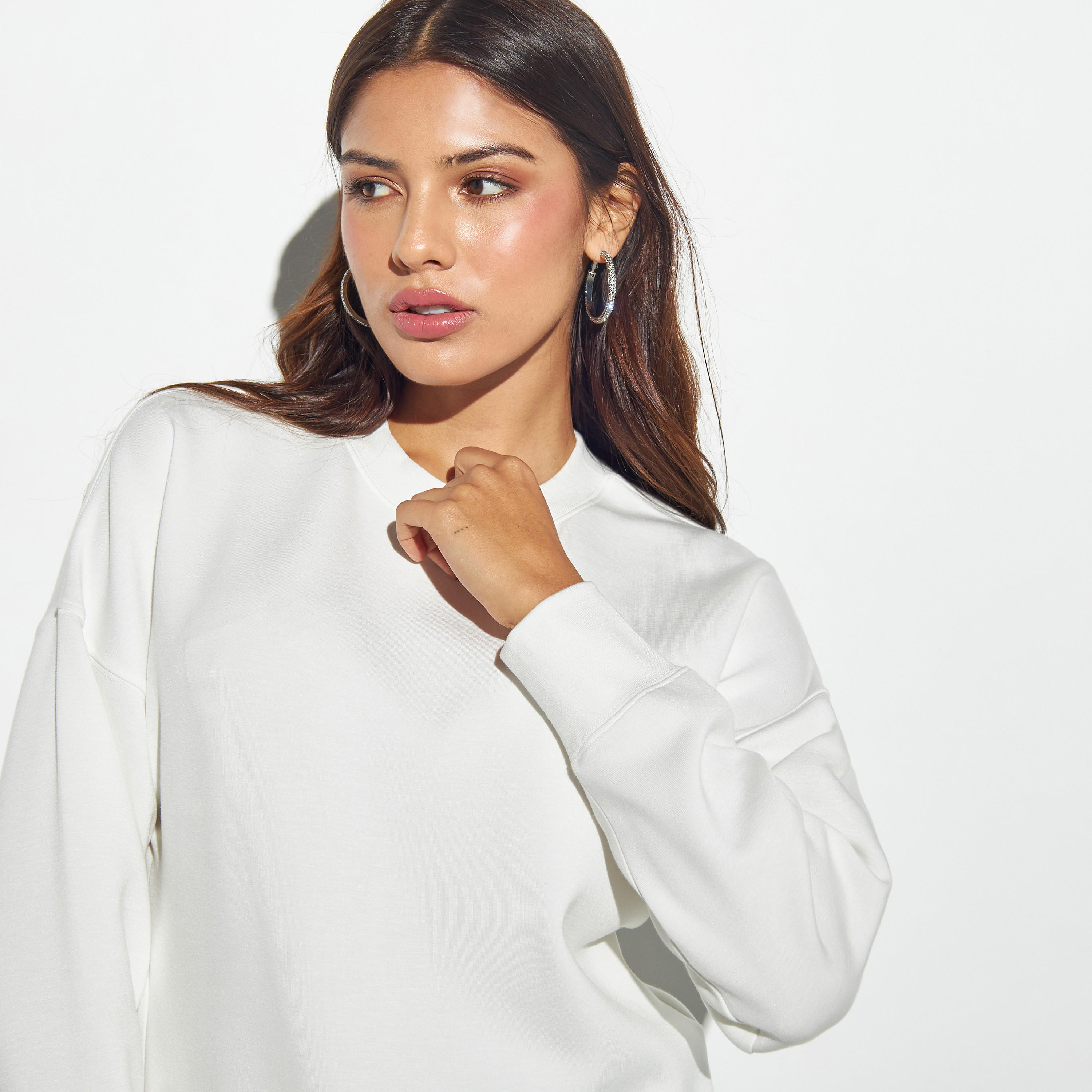 سويت شيرت سادة بأكمام طويلة-women-winterwear-hoodiesandsweatshirts-sweatshirts-image-1