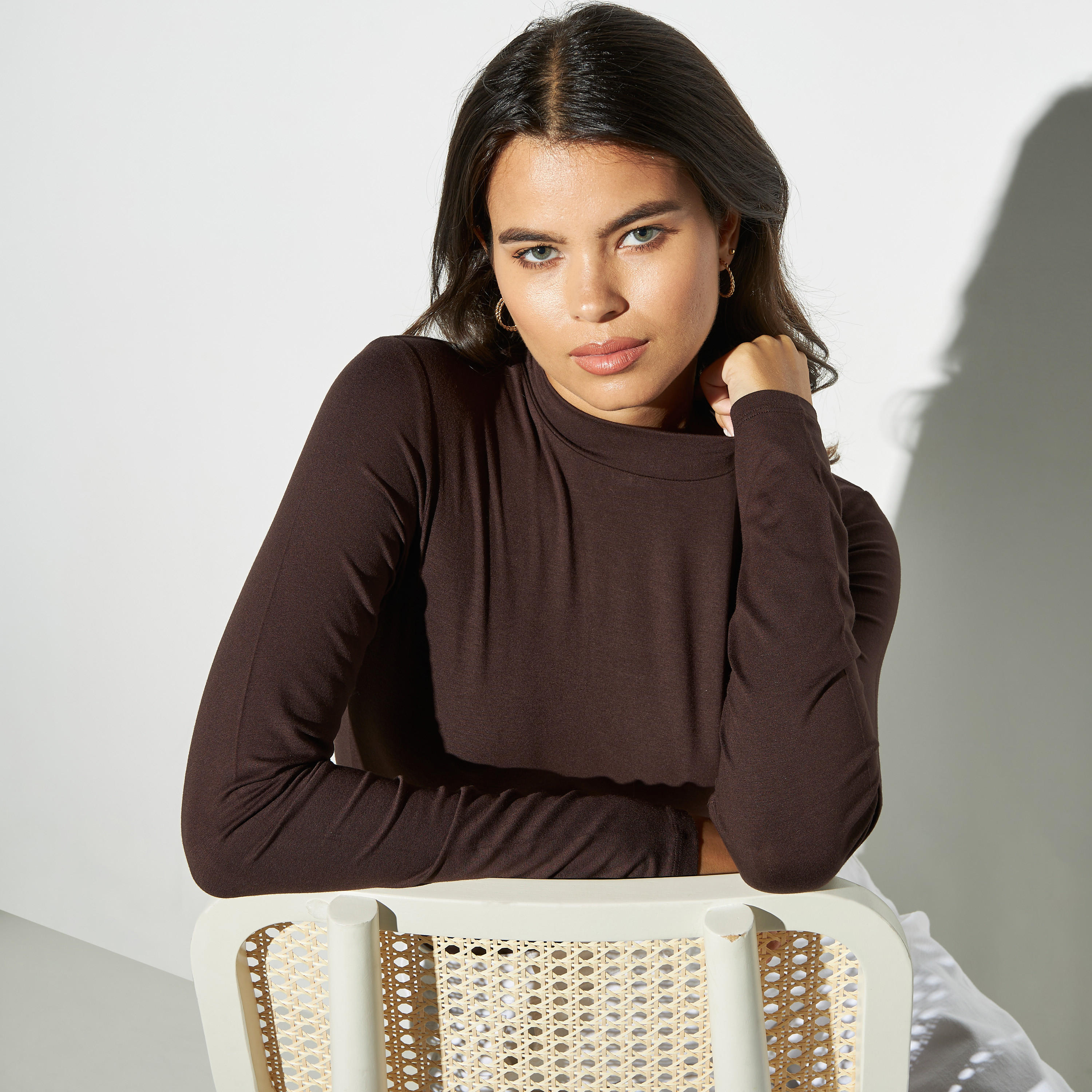 تيشيرت سادة بياقة عالية وأكمام طويلة-women-clothing-tshirts-image-1