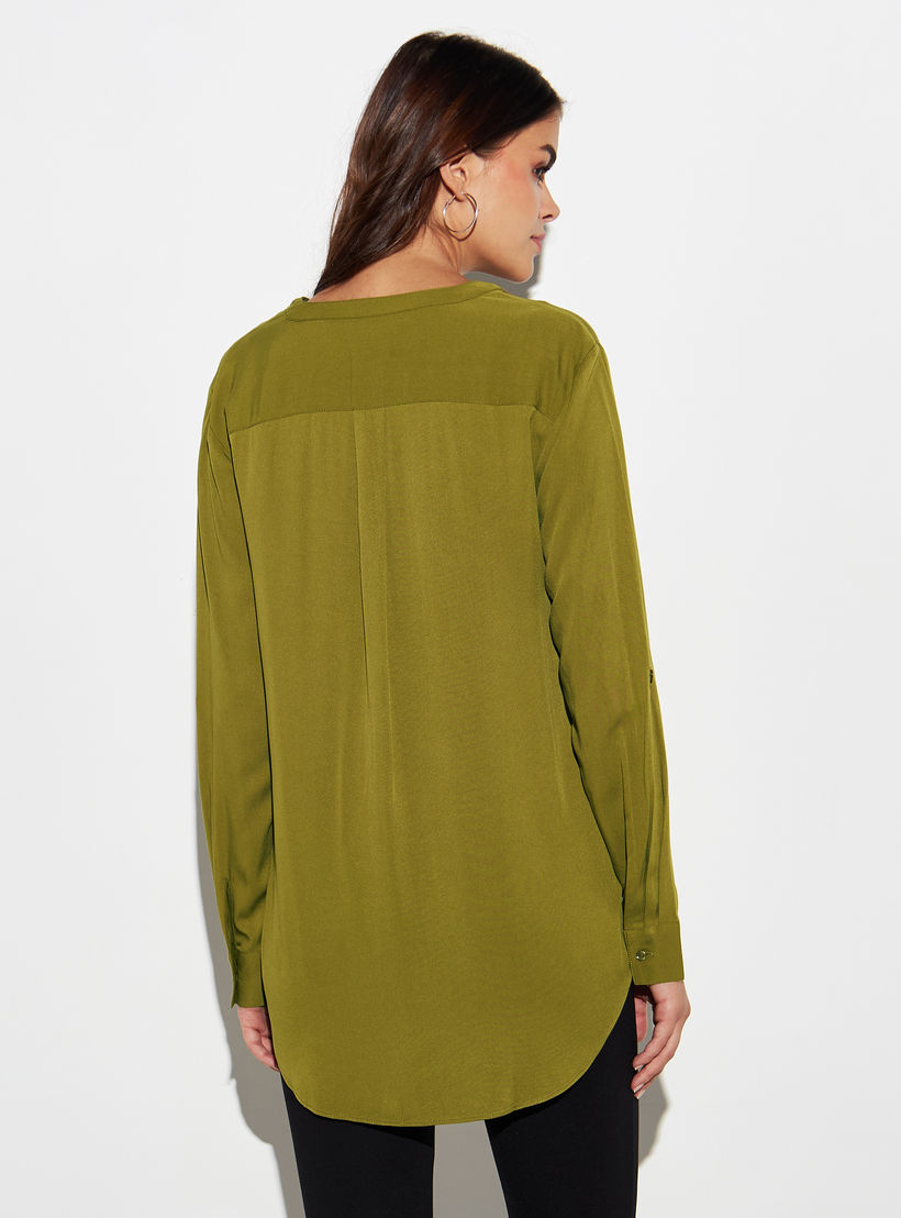 بلوزة بحواف غير مستوية الطول وأكمام ملفوفة-women-clothing-shirtsandblouses-blouses-image-1