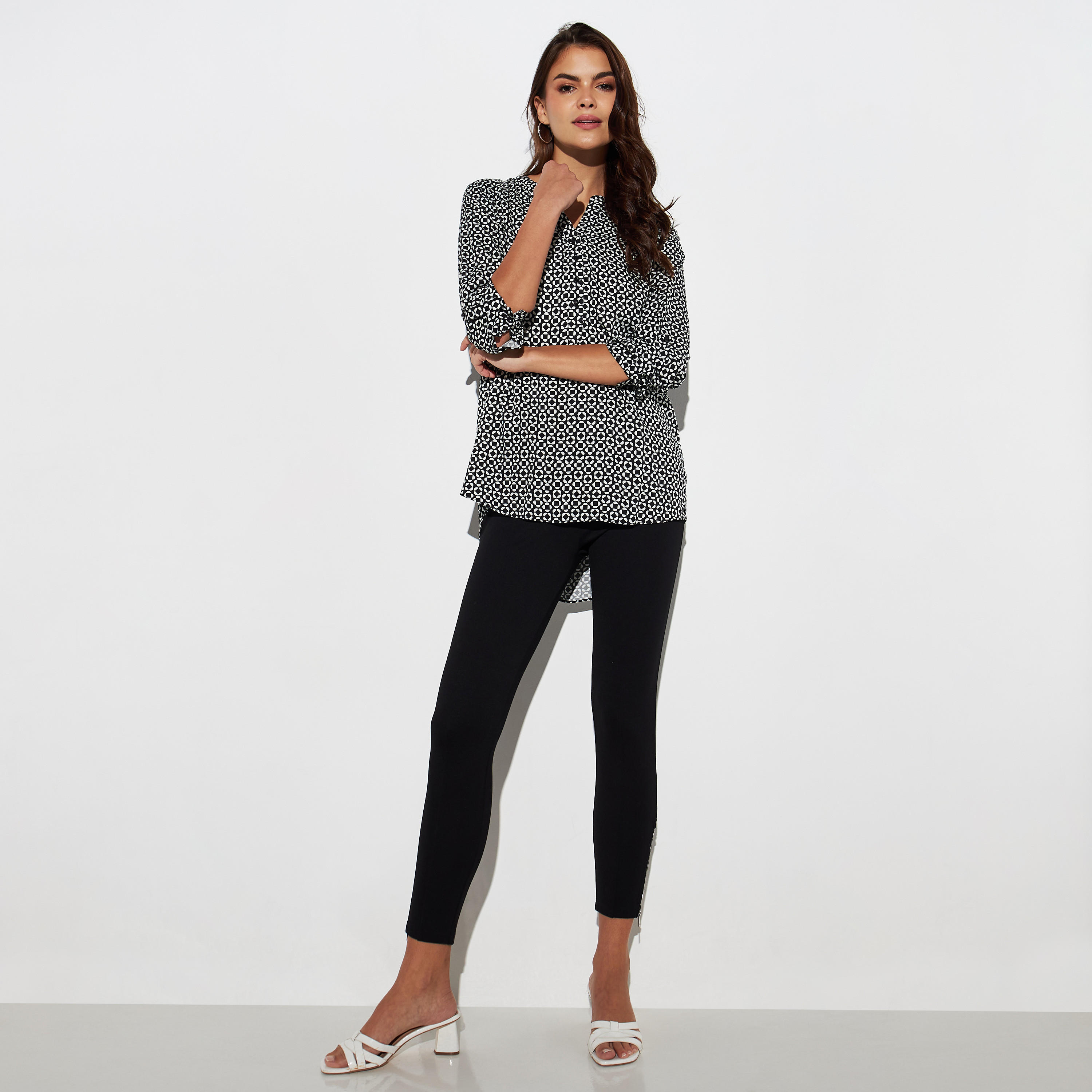 بلوزة بطبعات وأكمام مثنية للأعلى-women-clothing-shirtsandblouses-blouses-image-2