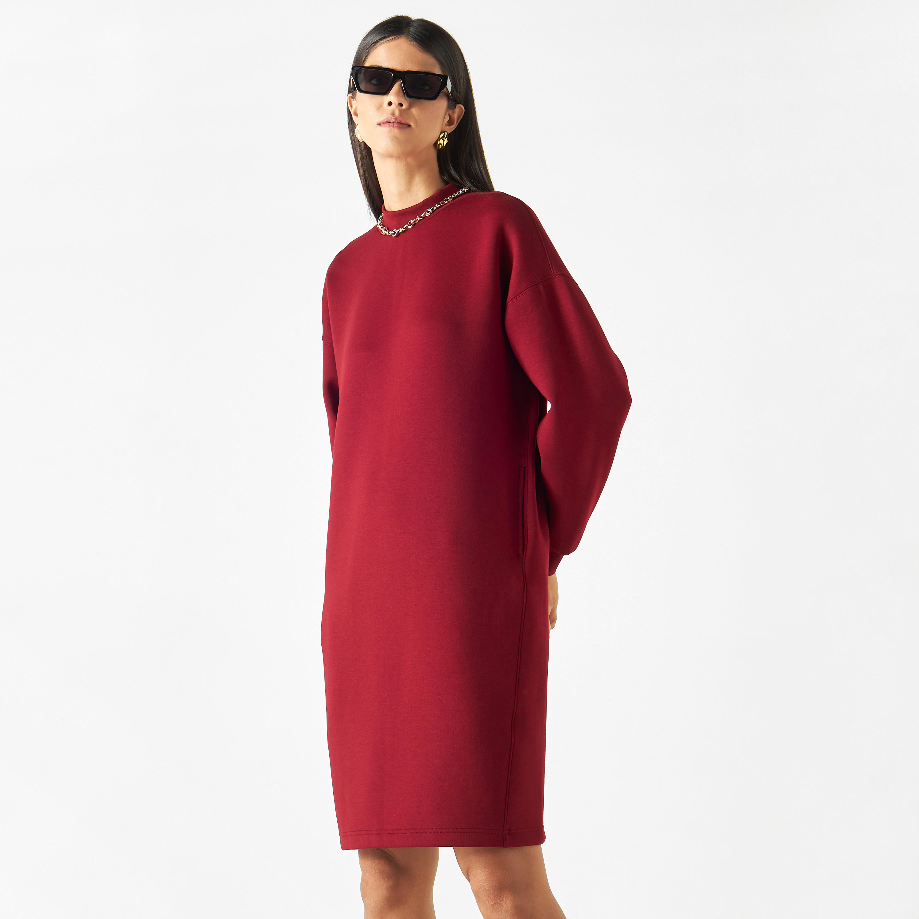 فستان سادة بياقة عالية وأكمام منسدلة وجيب-women-clothing-dresses-image-1