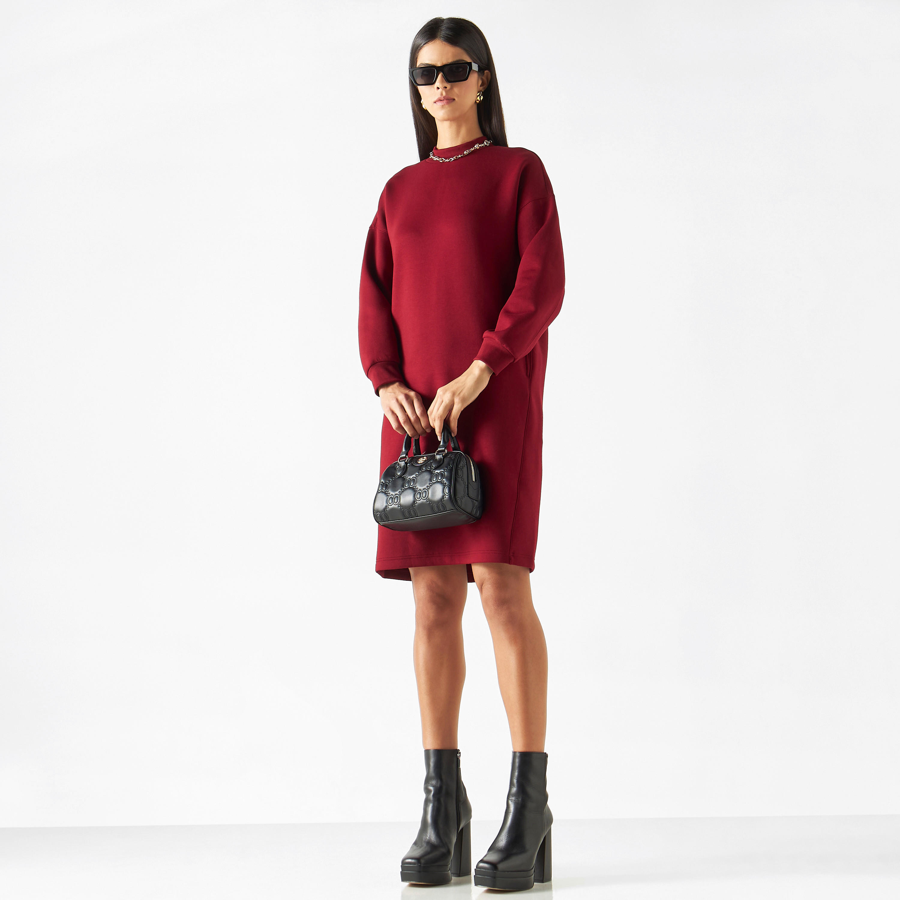فستان سادة بياقة عالية وأكمام منسدلة وجيب-women-clothing-dresses-image-2