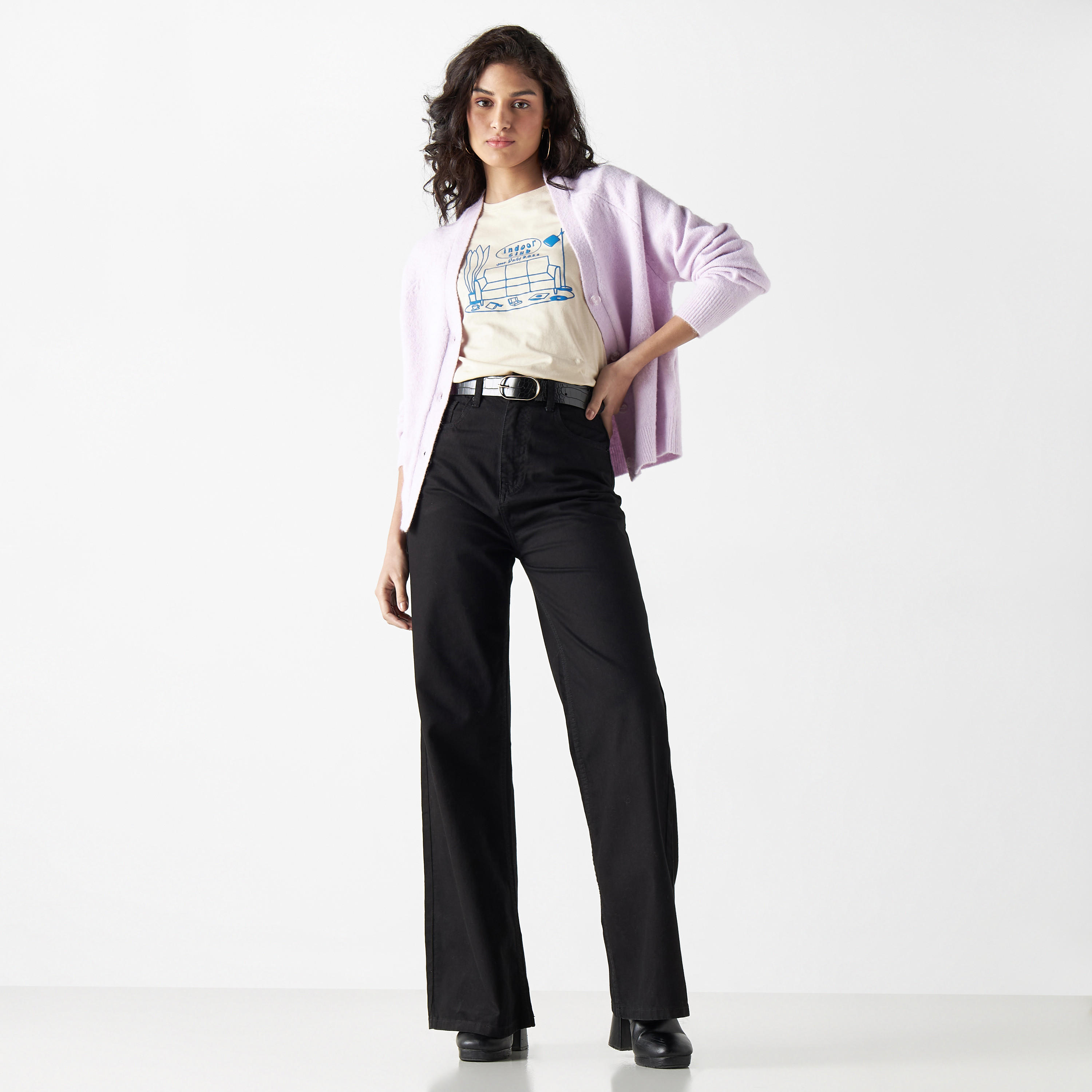تيشيرت بياقة ضيقة وأكمام قصيرة وطبعات-women-clothing-tshirts-image-2