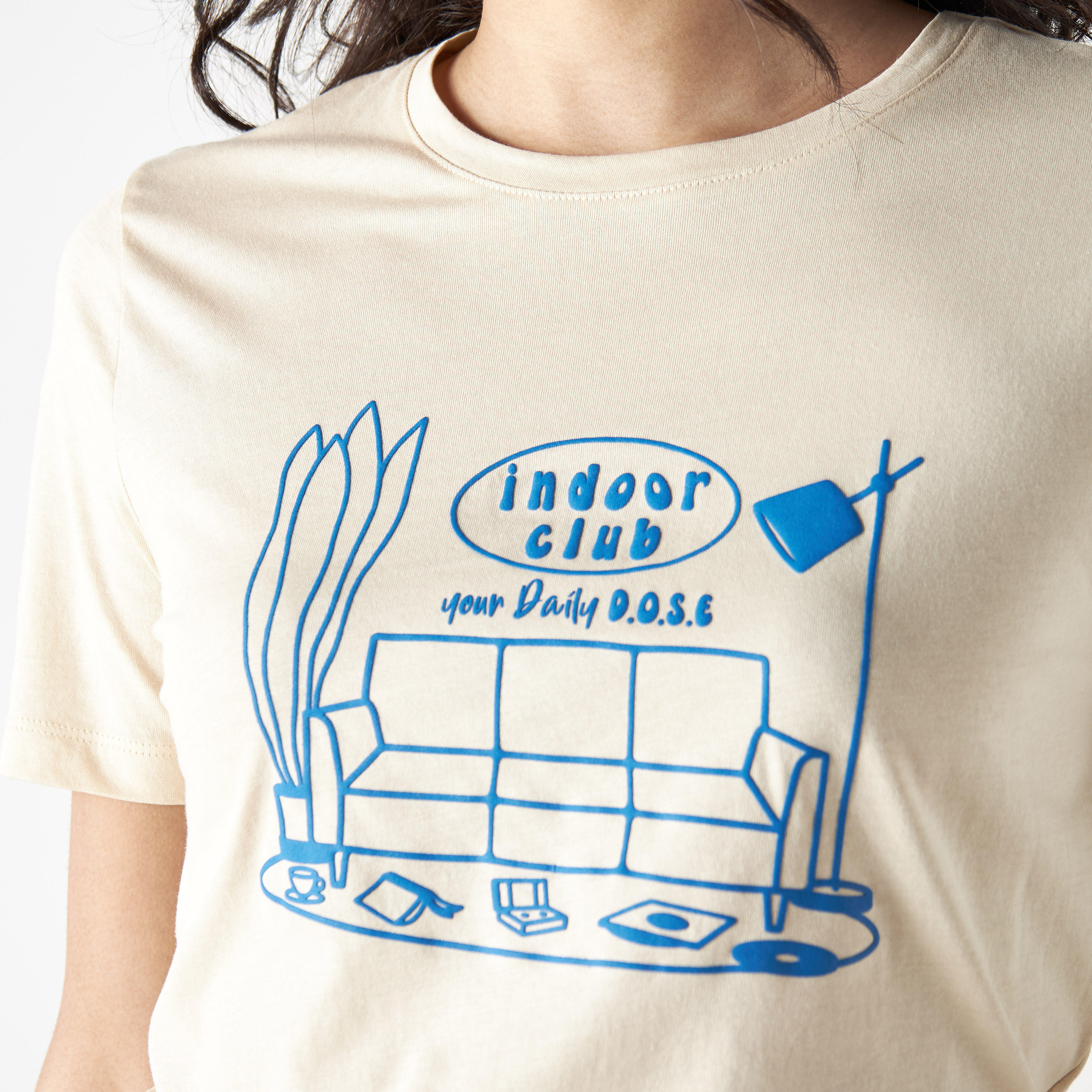 تيشيرت بياقة ضيقة وأكمام قصيرة وطبعات-women-clothing-tshirts-image-4