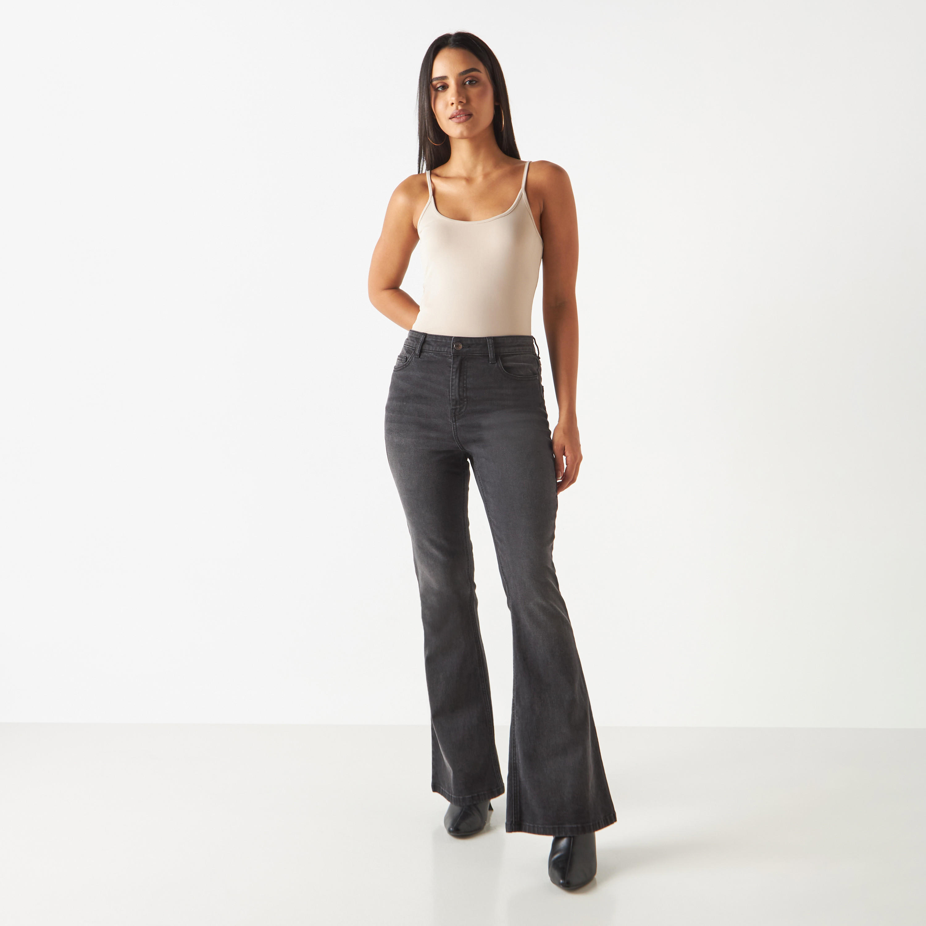 قميص داخلي سادة بياقة عميقة-women-clothing-tshirts-image-3