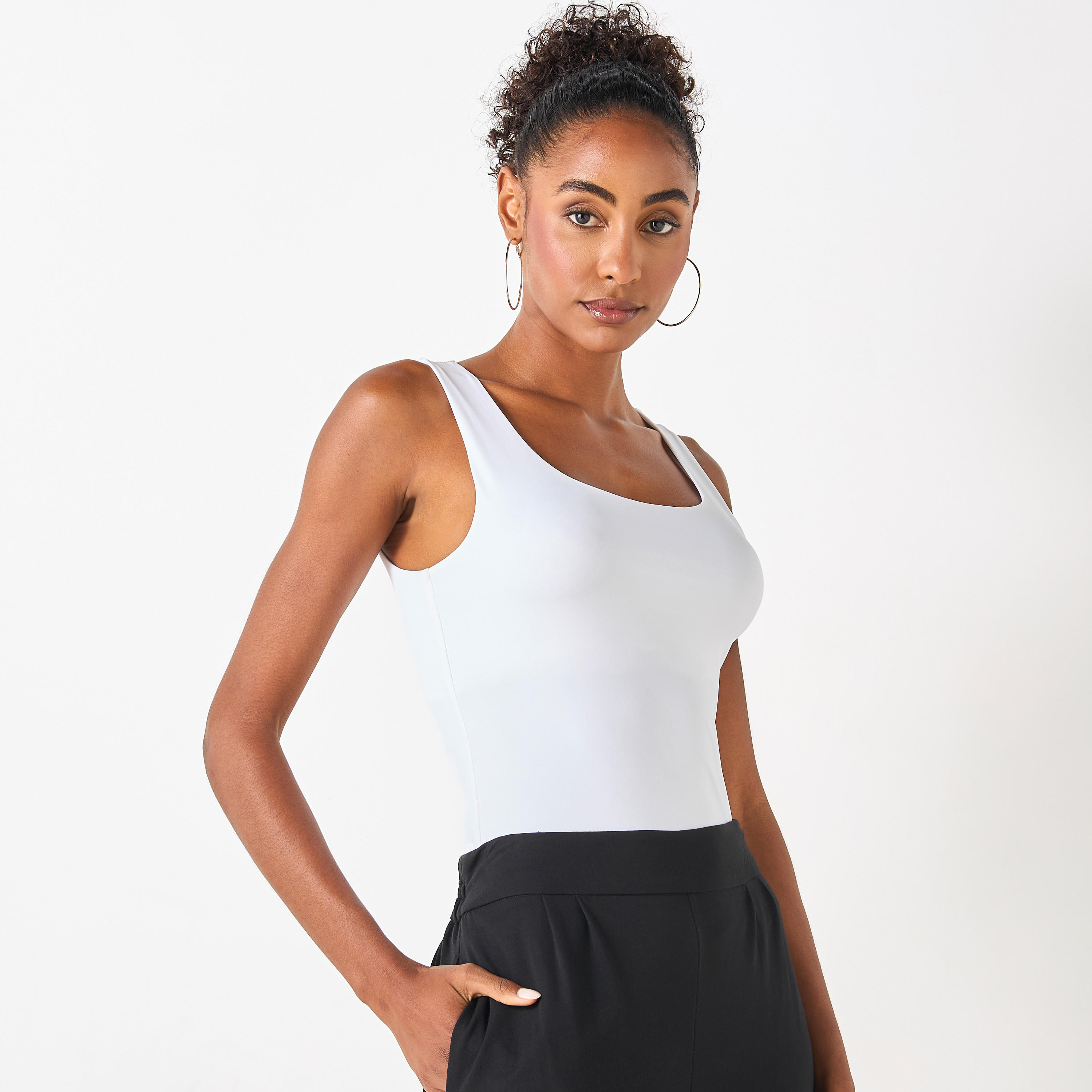 بلوزة سادة بدون أكمام بياقة مربّعة-women-clothing-tshirts-image-5