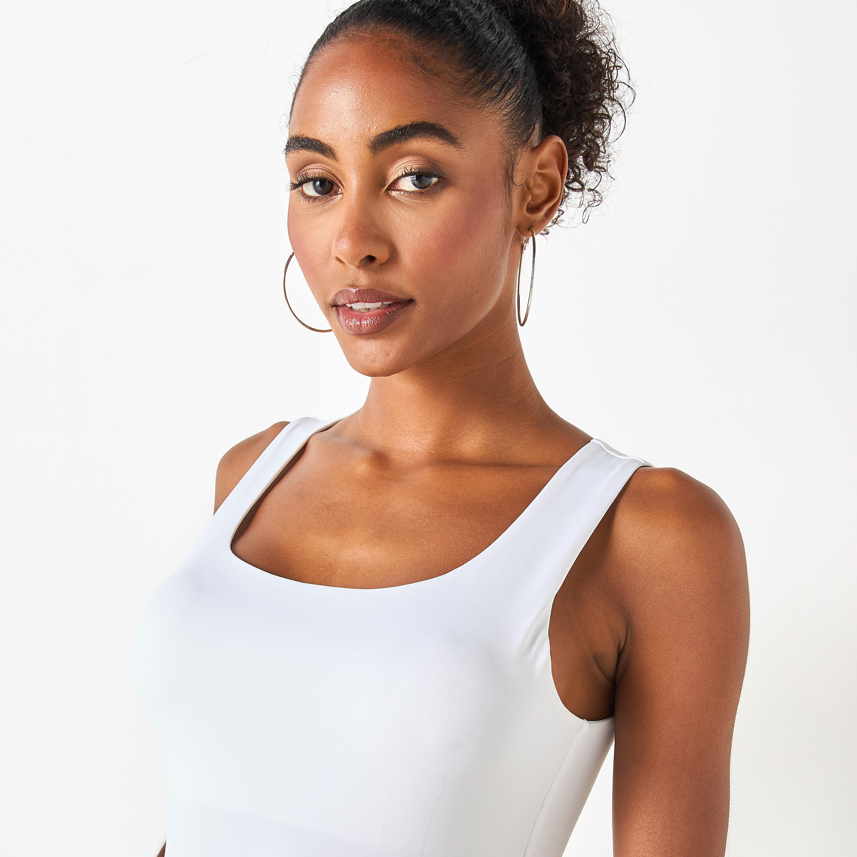 بلوزة سادة بدون أكمام بياقة مربّعة-women-clothing-tshirts-image-2