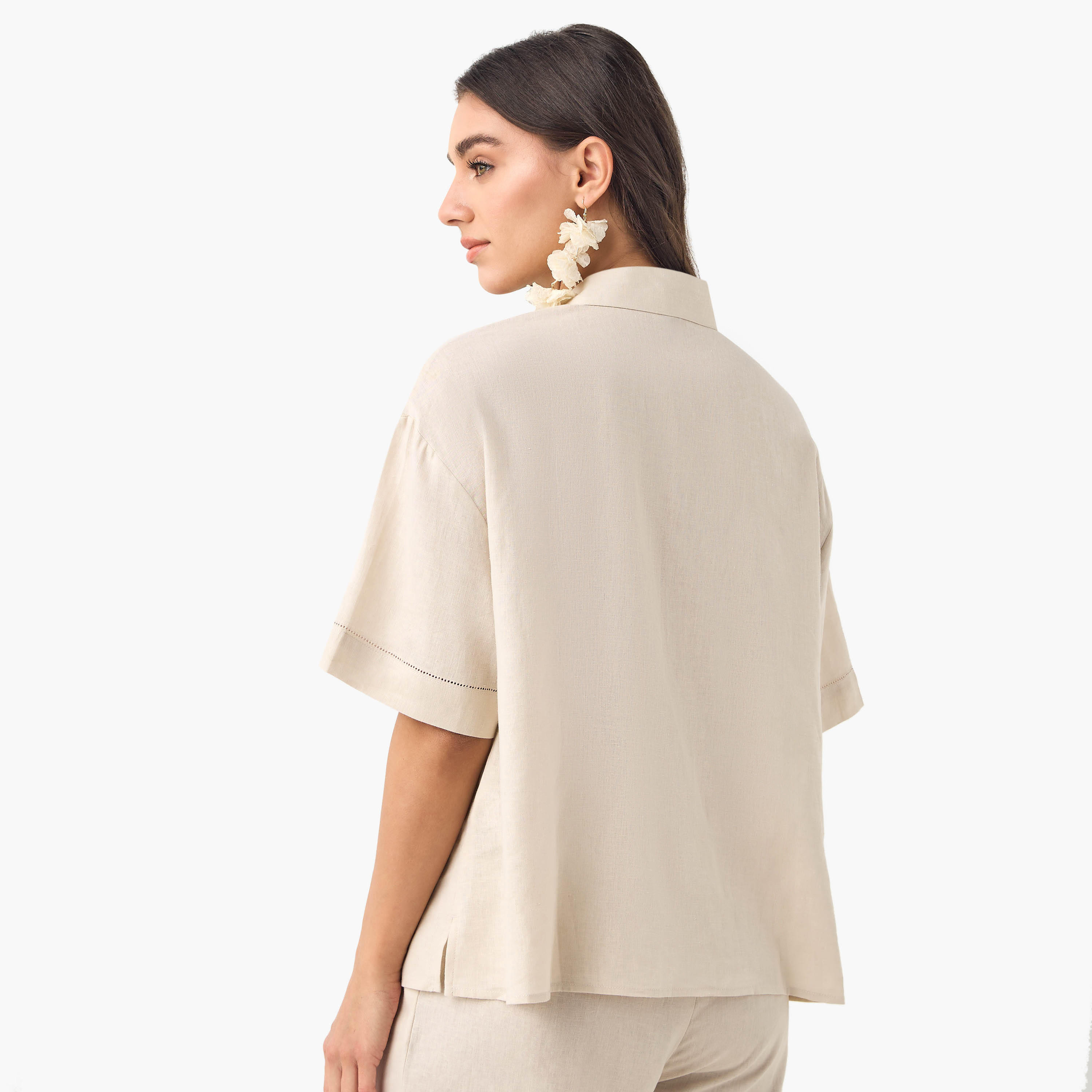 قميص من مزيج الكتان بقصّة عادية وأكمام قصيرة -women-clothing-shirtsandblouses-shirts-image-3