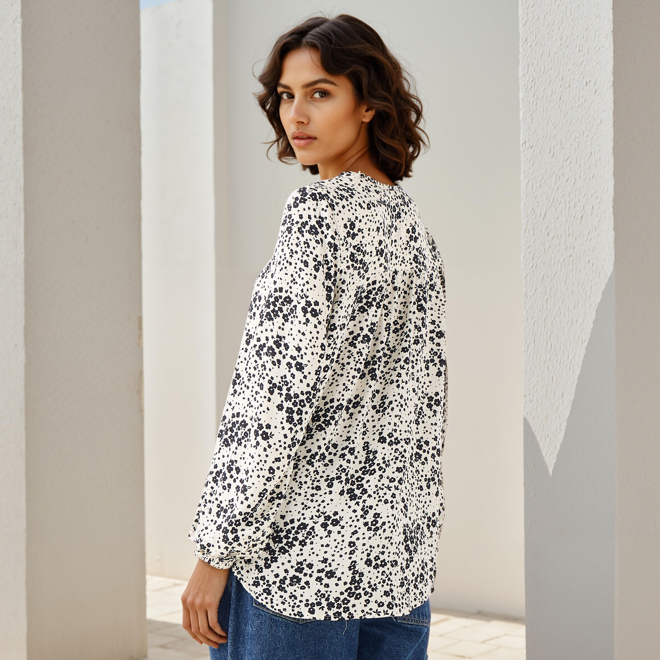 Floral Print Viscose Top with Mandarin Collar and Long Sleeves-women-clothing-shirtsandblouses-blouses-image-3