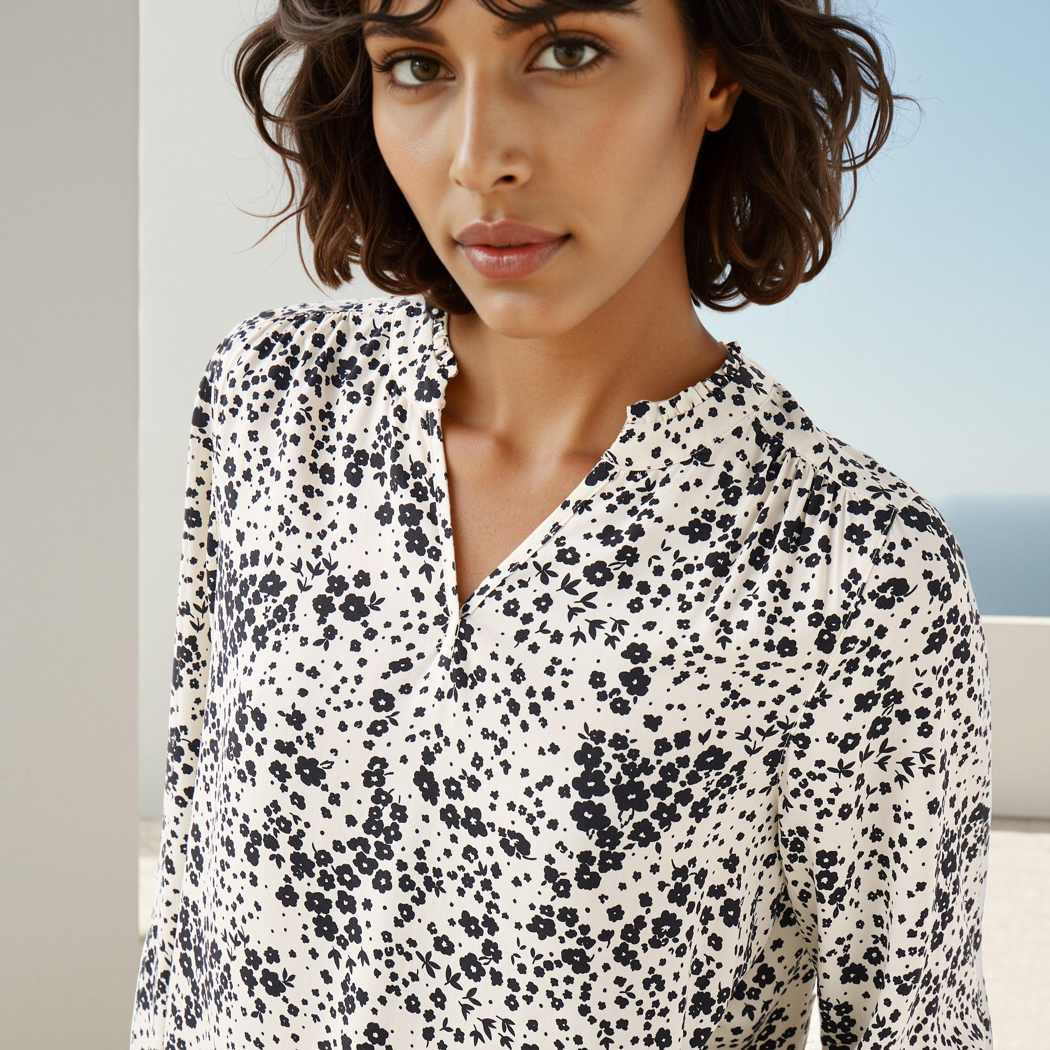 Floral Print Viscose Top with Mandarin Collar and Long Sleeves-women-clothing-shirtsandblouses-blouses-image-5