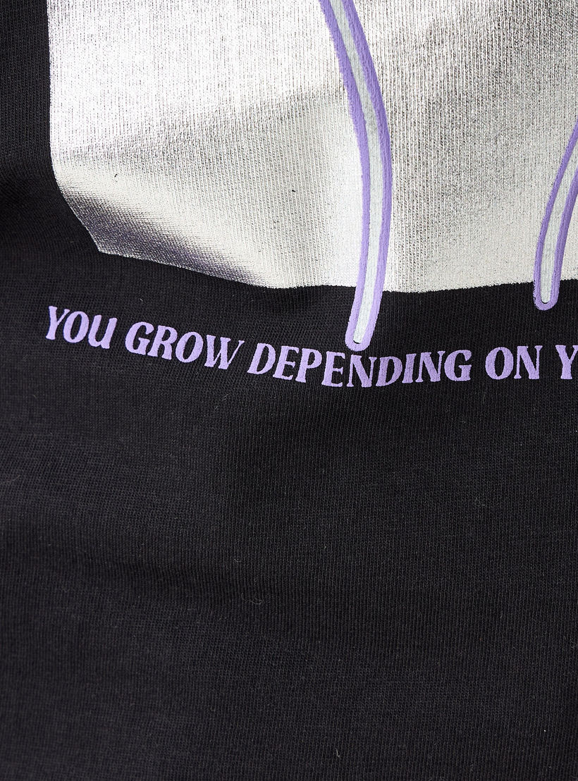 تيشيرت بياقة ضيقة بطبعات زهرية-women-clothing-tshirts-image-5