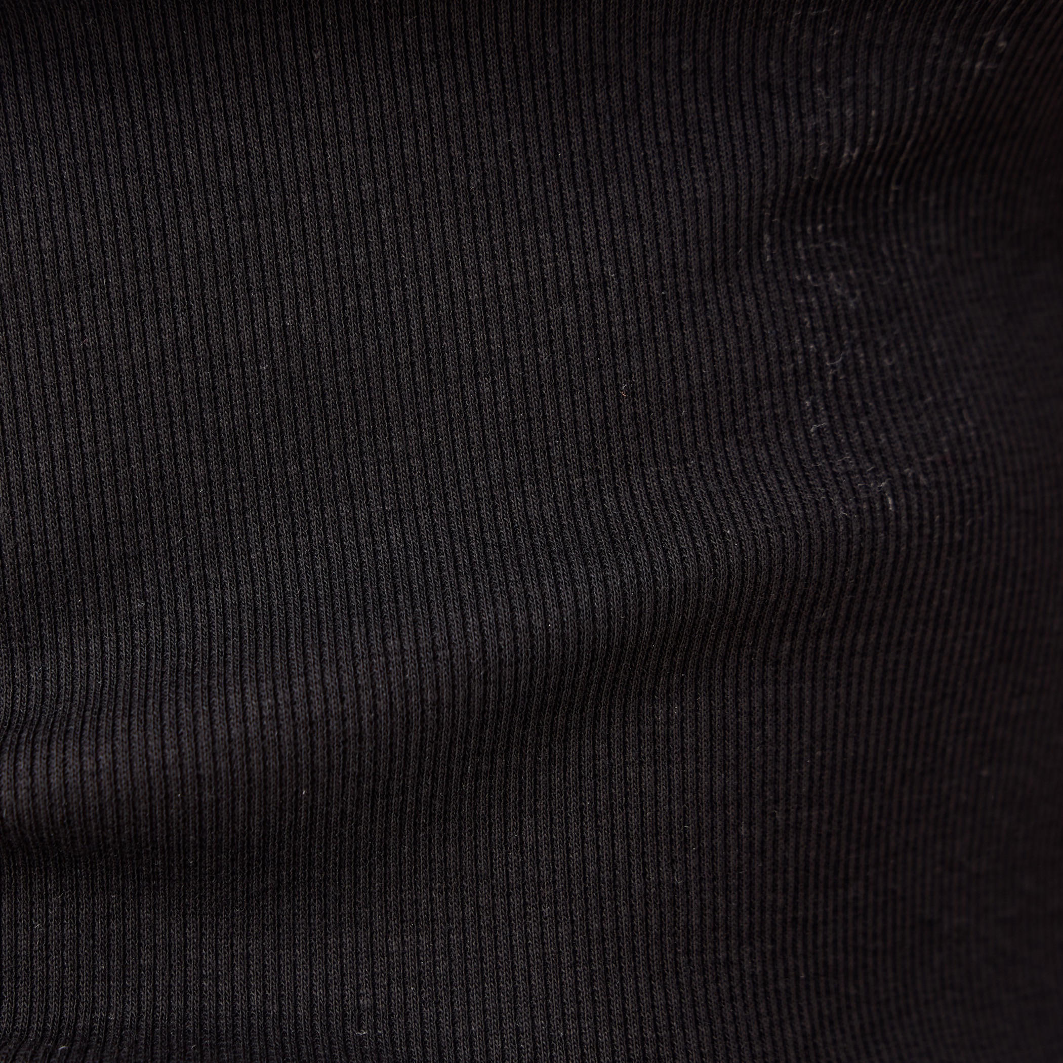 بلوزة تانك مضلعة دون أكمام بياقة عميقة-women-clothing-tshirts-image-5