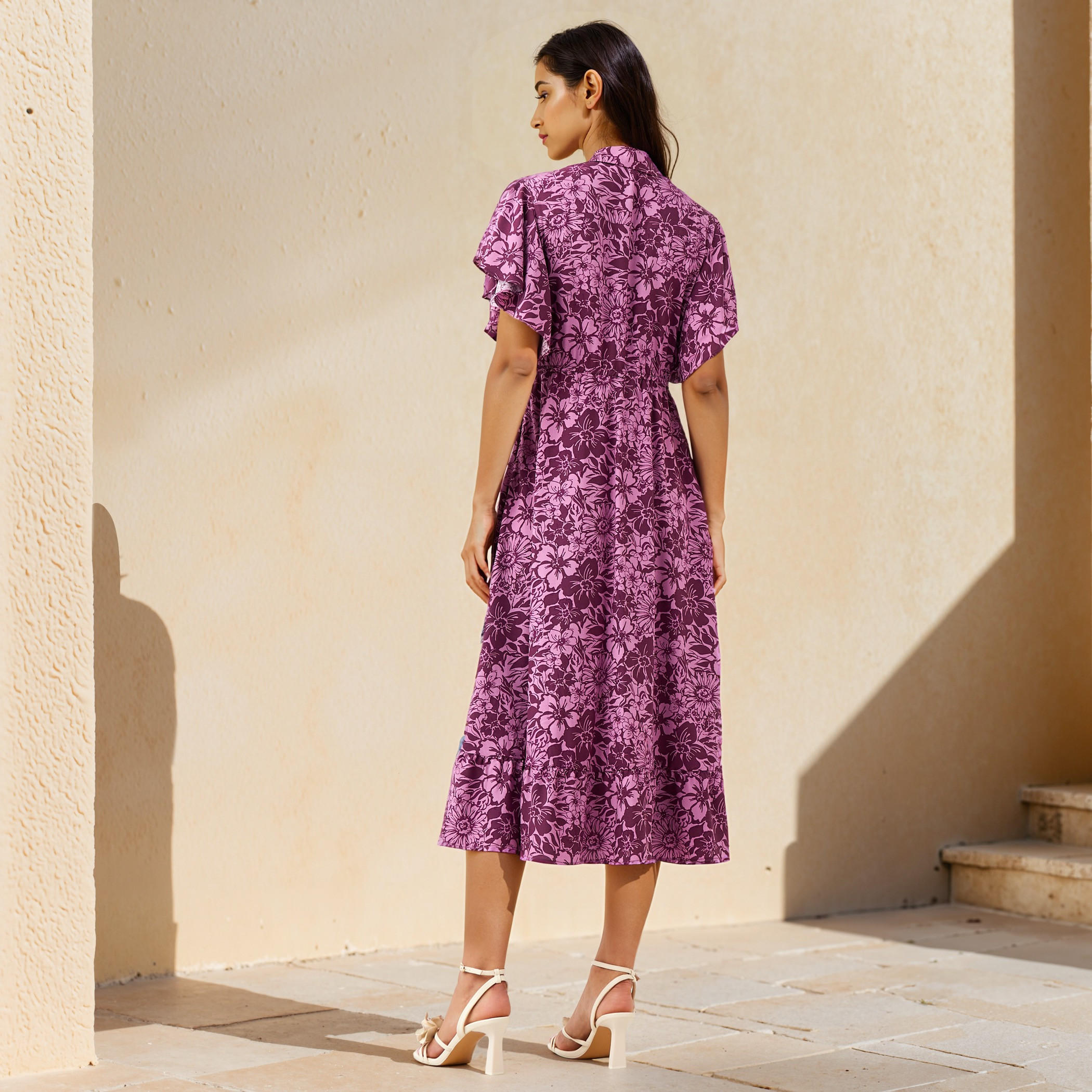 فستان قميص رايون ميدي بأكمام واسعة وطبعات زهرية-women-clothing-dresses-image-3