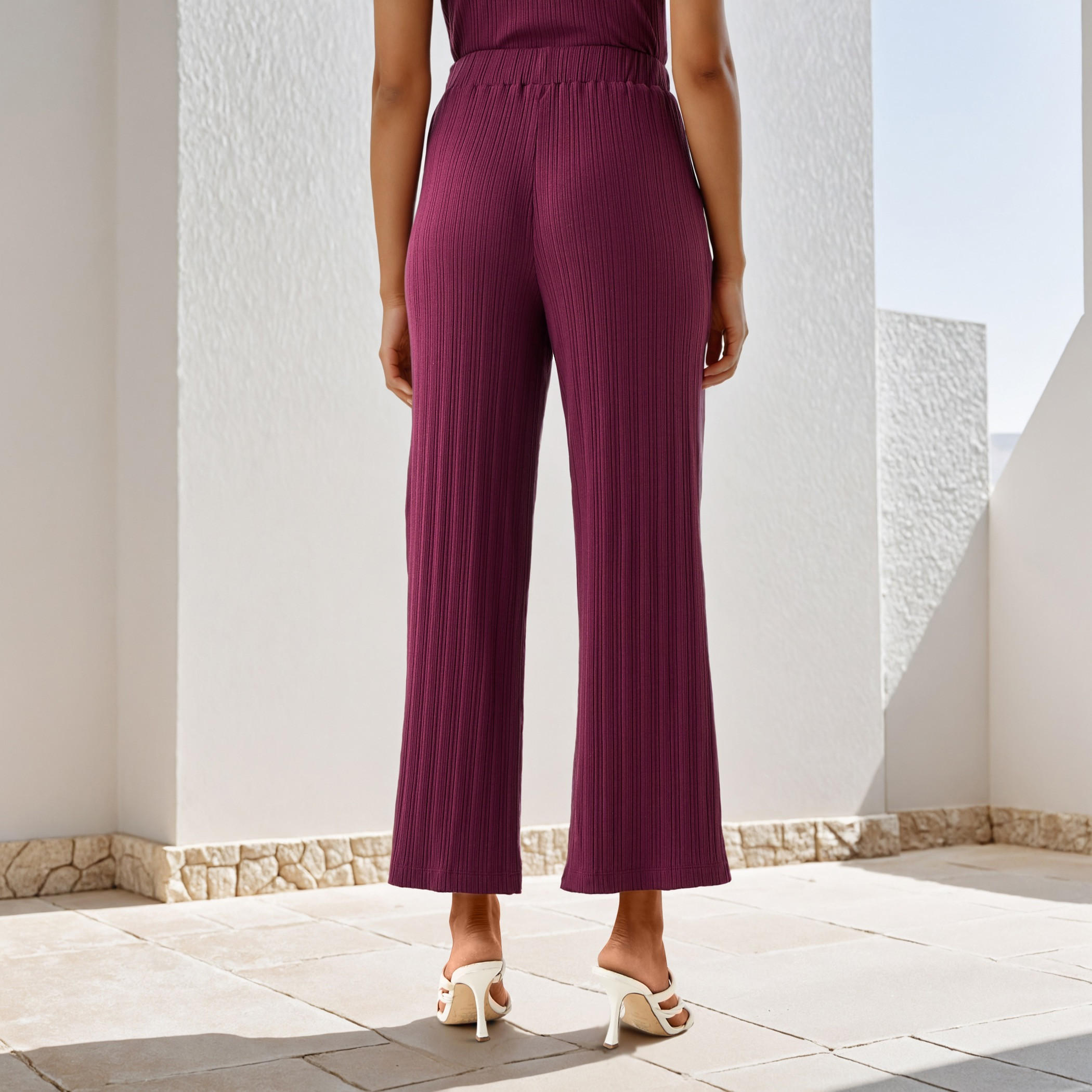 بنطلون واسع الساقين مضلع بخصر مطاطي وجيوب-women-clothing-coordsets-image-3