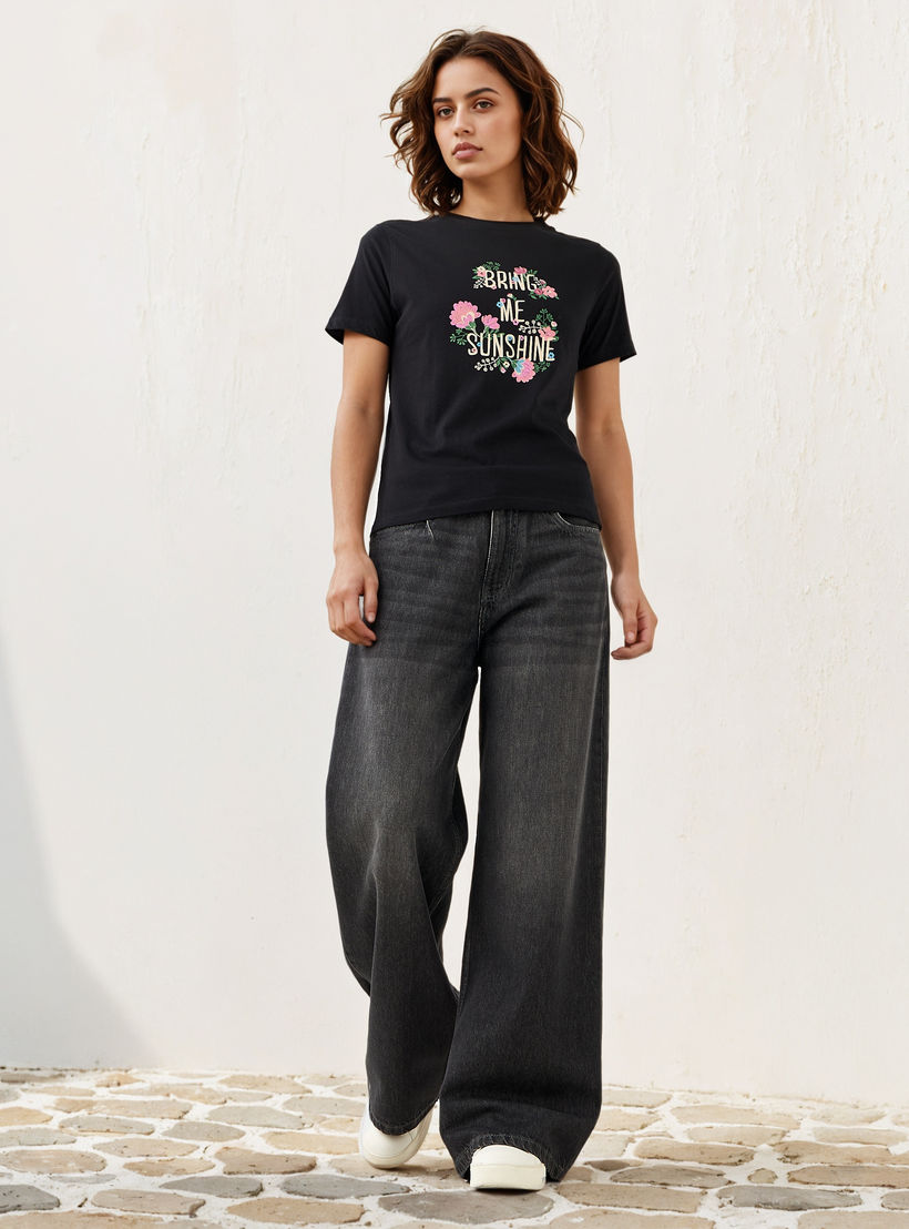 تيشيرت بطبعات شعار-women-clothing-tshirts-image-4