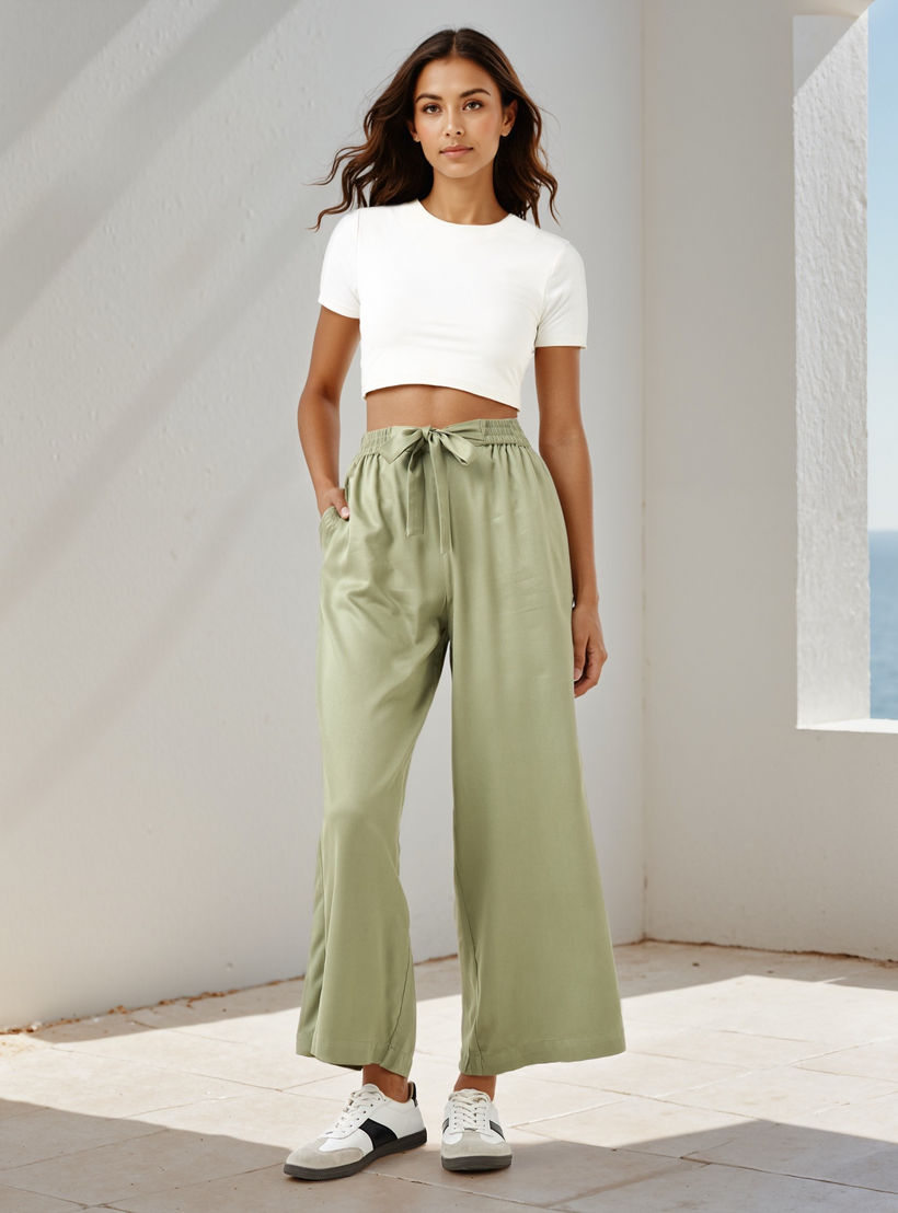 بنطلون بالازو بقصّة مريحة وخصر مطاطي وجيوب وحزام رباط-women-clothing-trousers-image-2