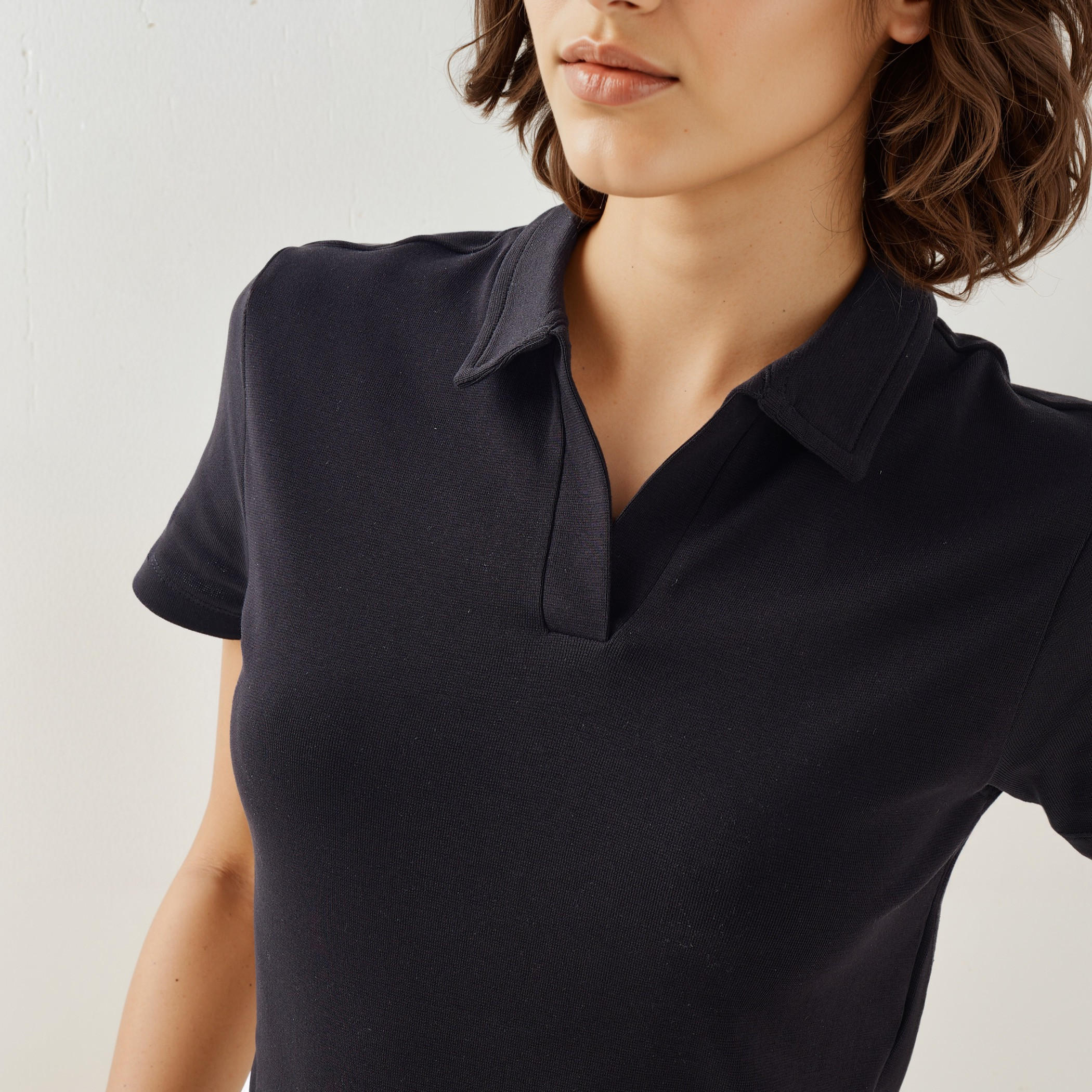 تيشيرت بياقة بولو-women-clothing-tshirts-image-4