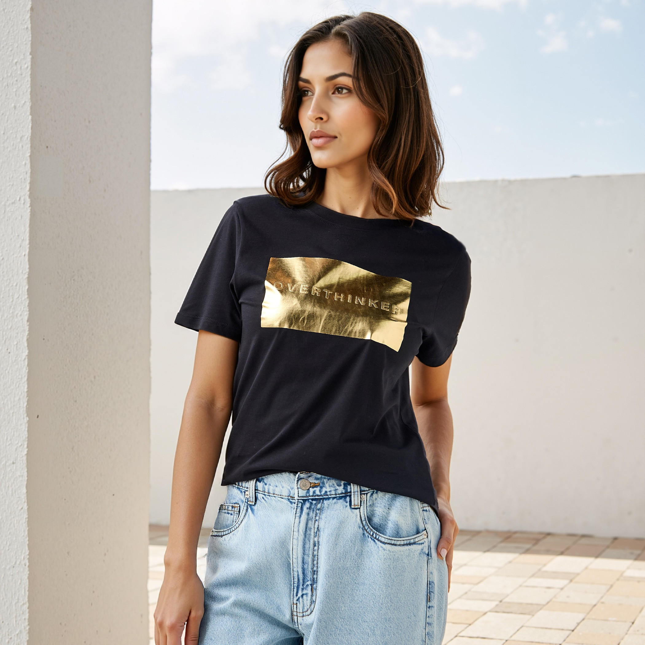 تيشيرت بياقة ضيقة وطبعات-women-clothing-tshirts-image-5