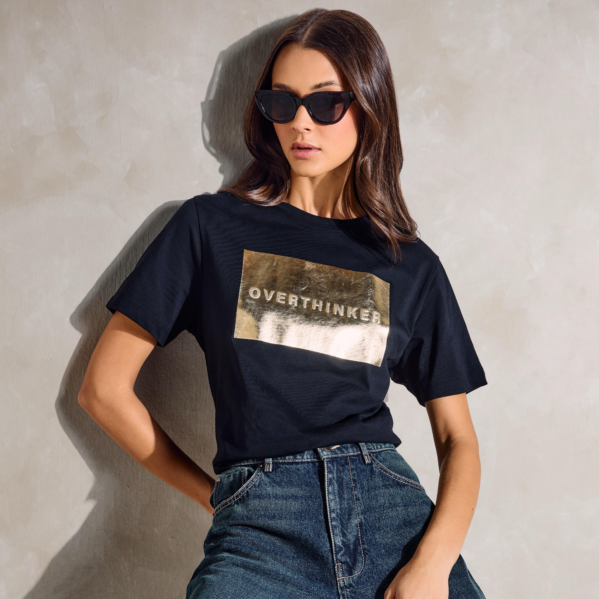 تيشيرت بياقة ضيقة وطبعات-women-clothing-tshirts-image-6