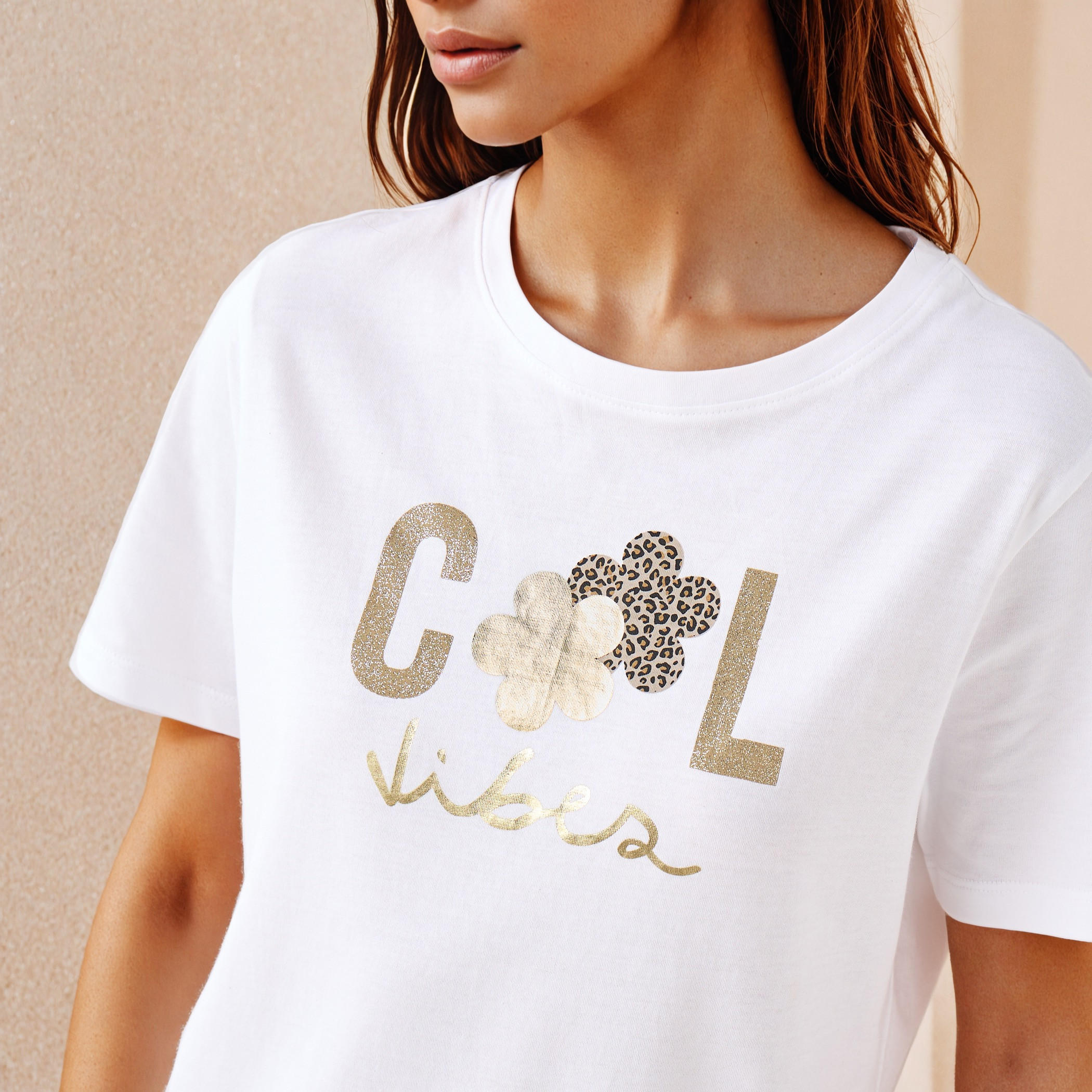 Graphic Print Crew Neck T-shirt-women-clothing-tshirts-image-4