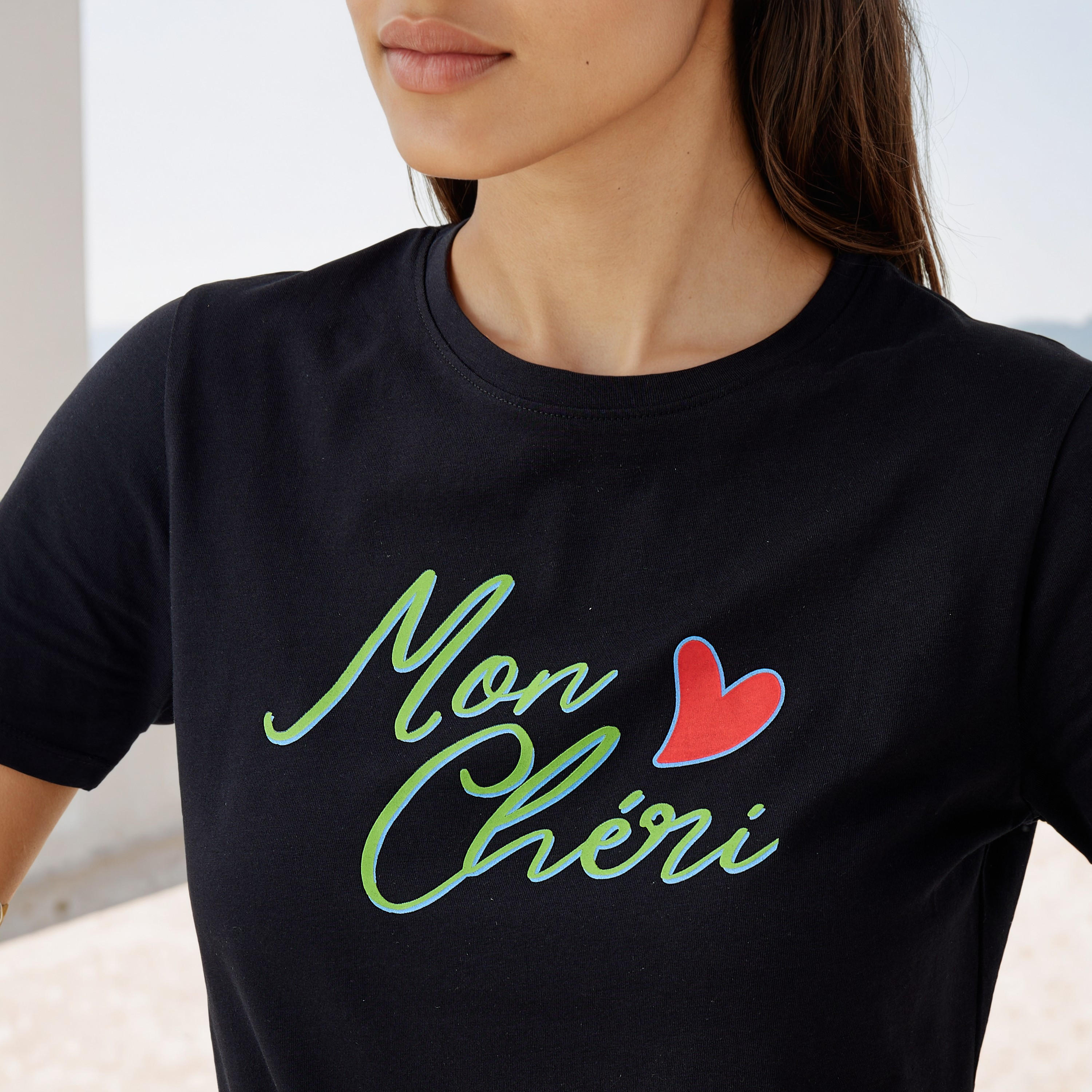 تيشيرت بياقة ضيقة وطبعات-women-clothing-tshirts-image-4