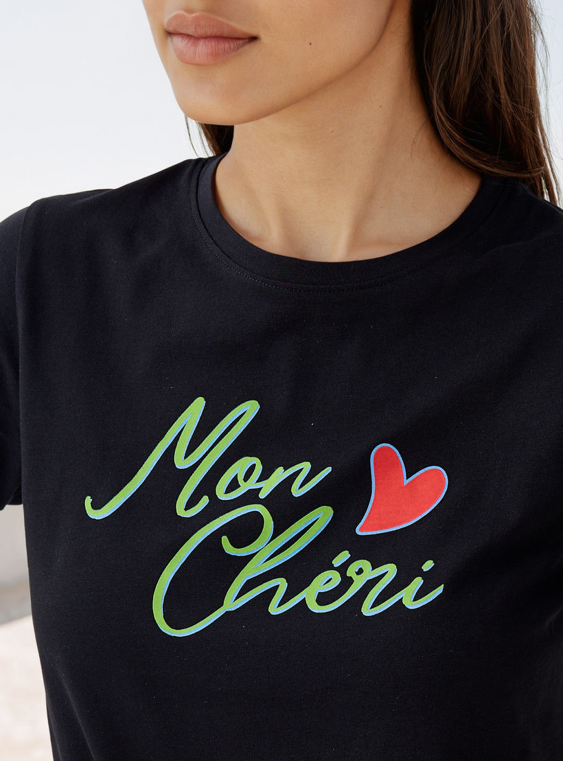 تيشيرت بياقة ضيقة وطبعات-women-clothing-tshirts-image-4