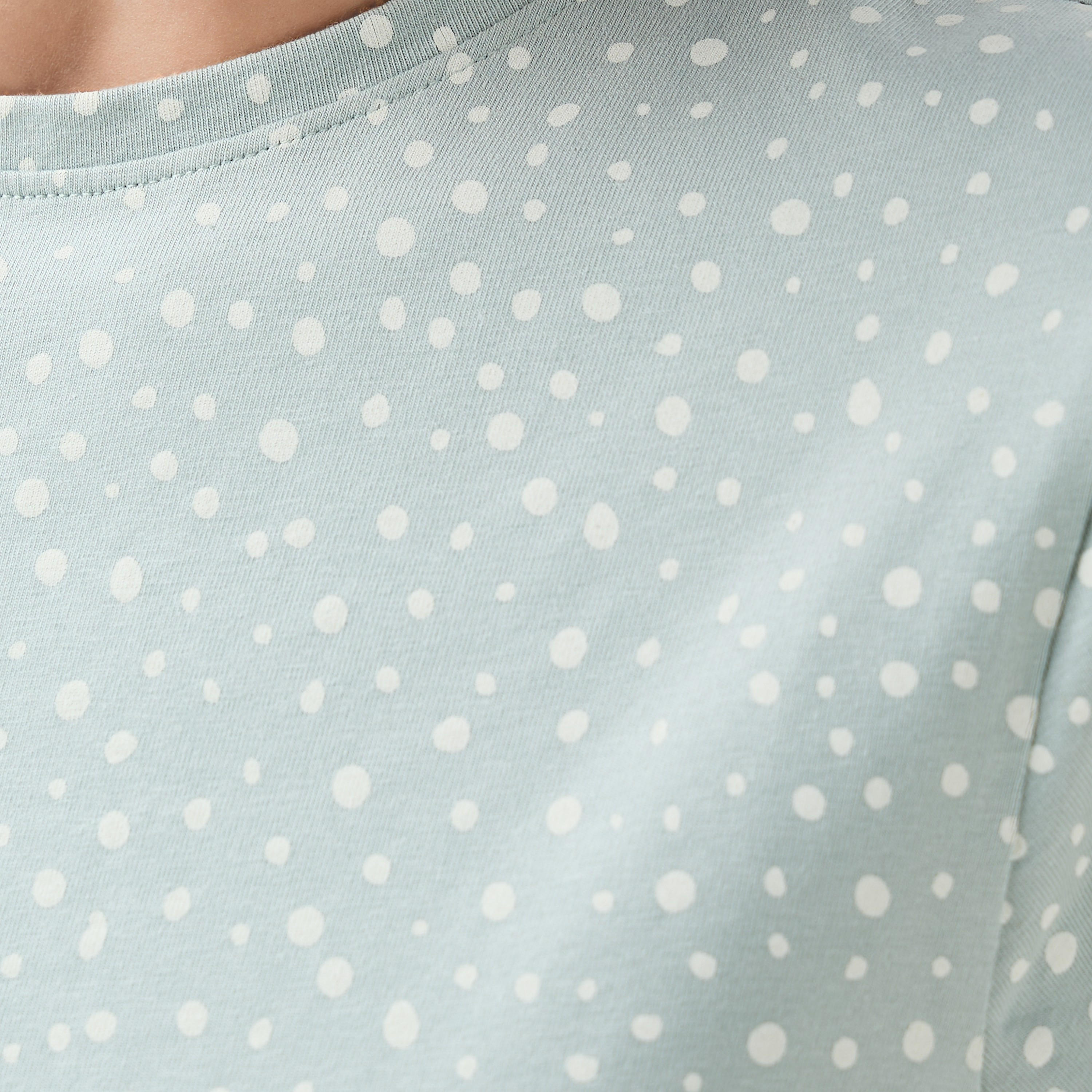 تيشيرت بياقة ضيقة وطبعات-women-clothing-tshirts-image-1