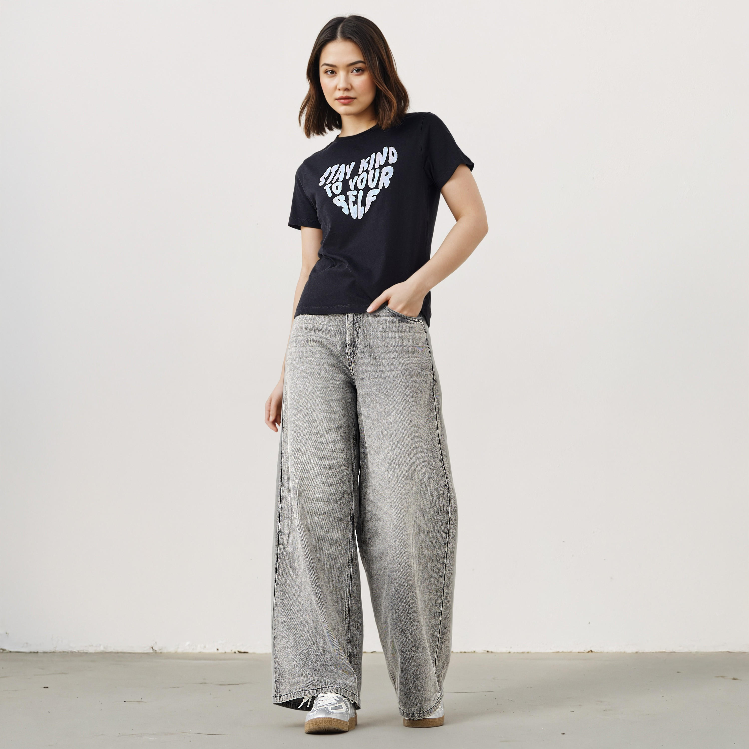 Slogan Print T-shirt-women-clothing-tshirts-image-2