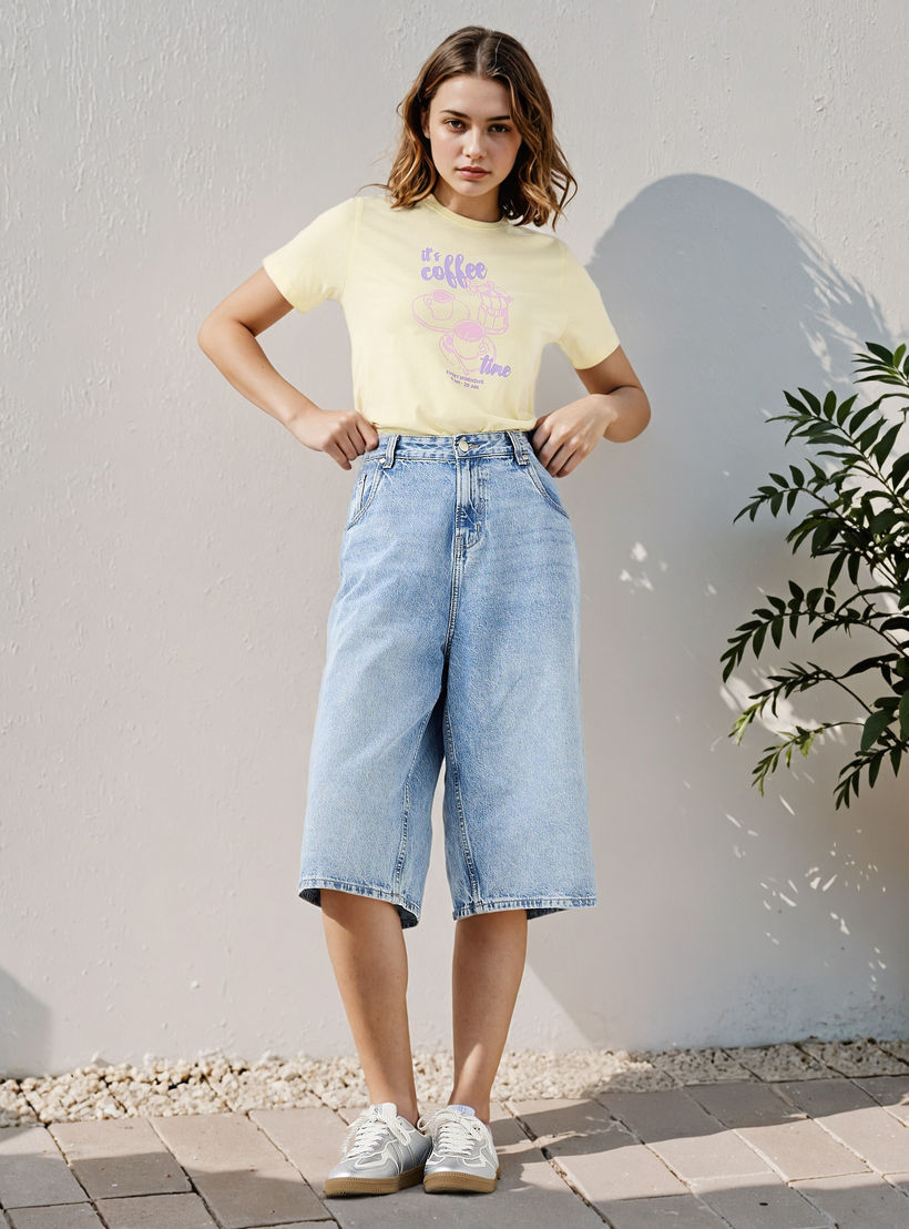 Graphic Print T-shirt-women-clothing-tshirts-image-2
