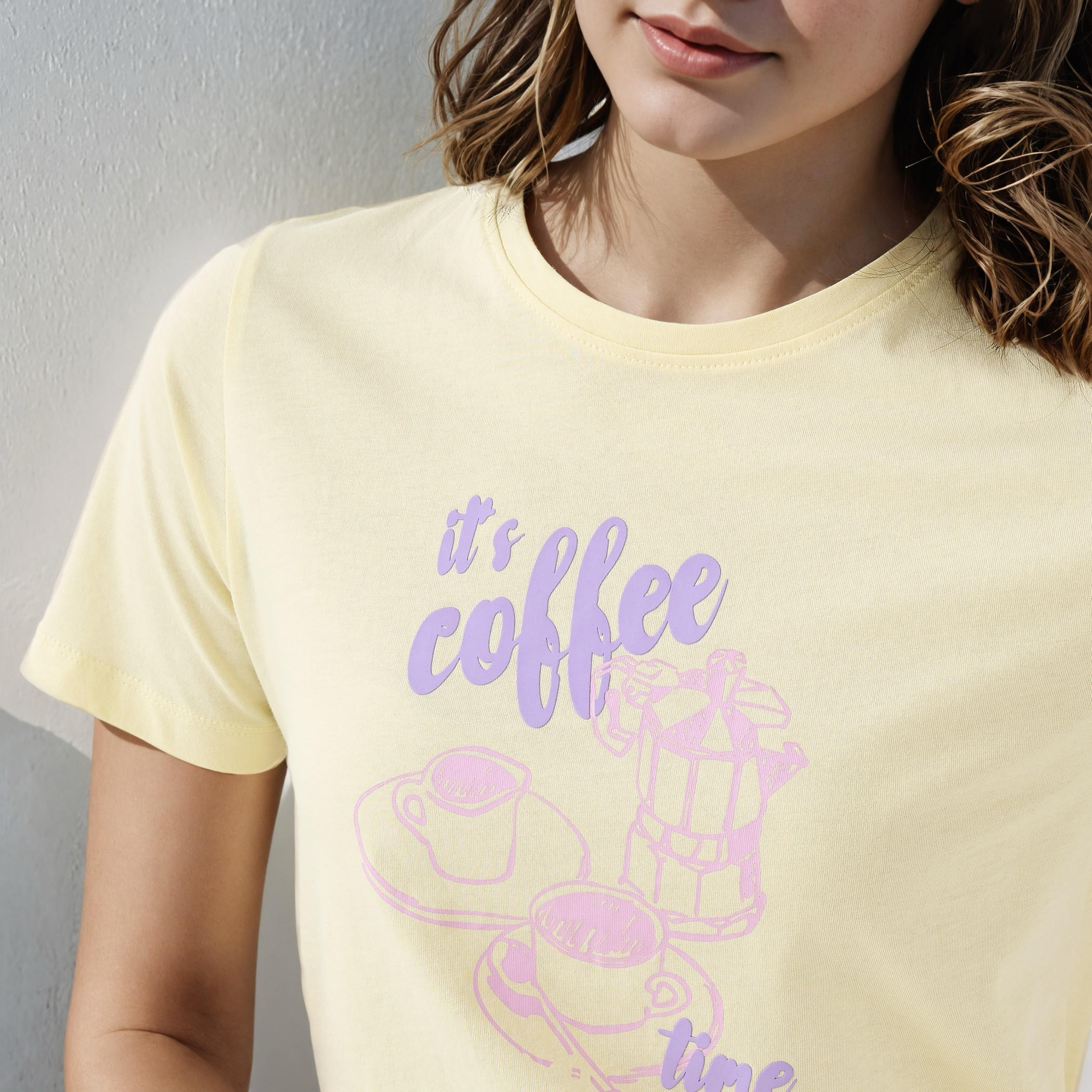 Graphic Print T-shirt-women-clothing-tshirts-image-4