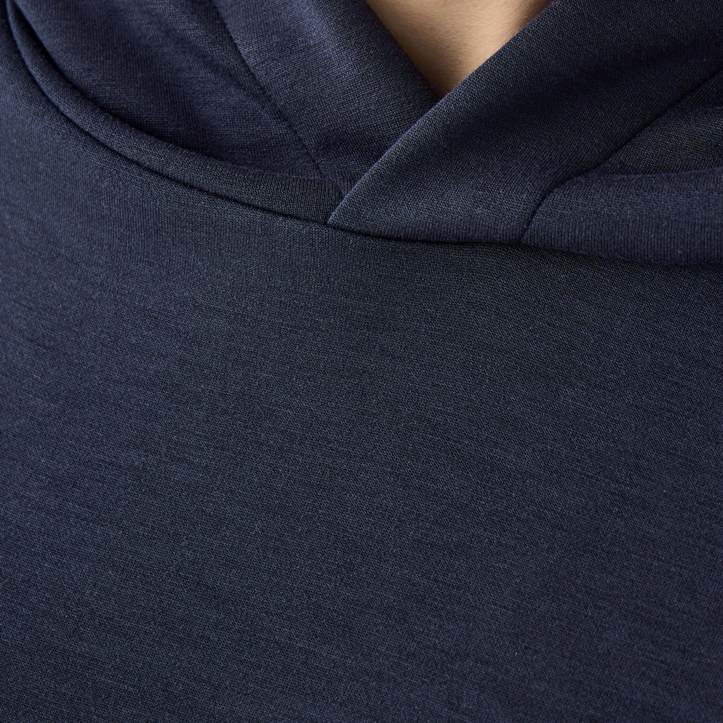 هودي ناعم الملمس بحافة واسعة-women-winterwear-hoodiesandsweatshirts-hoodies-image-5