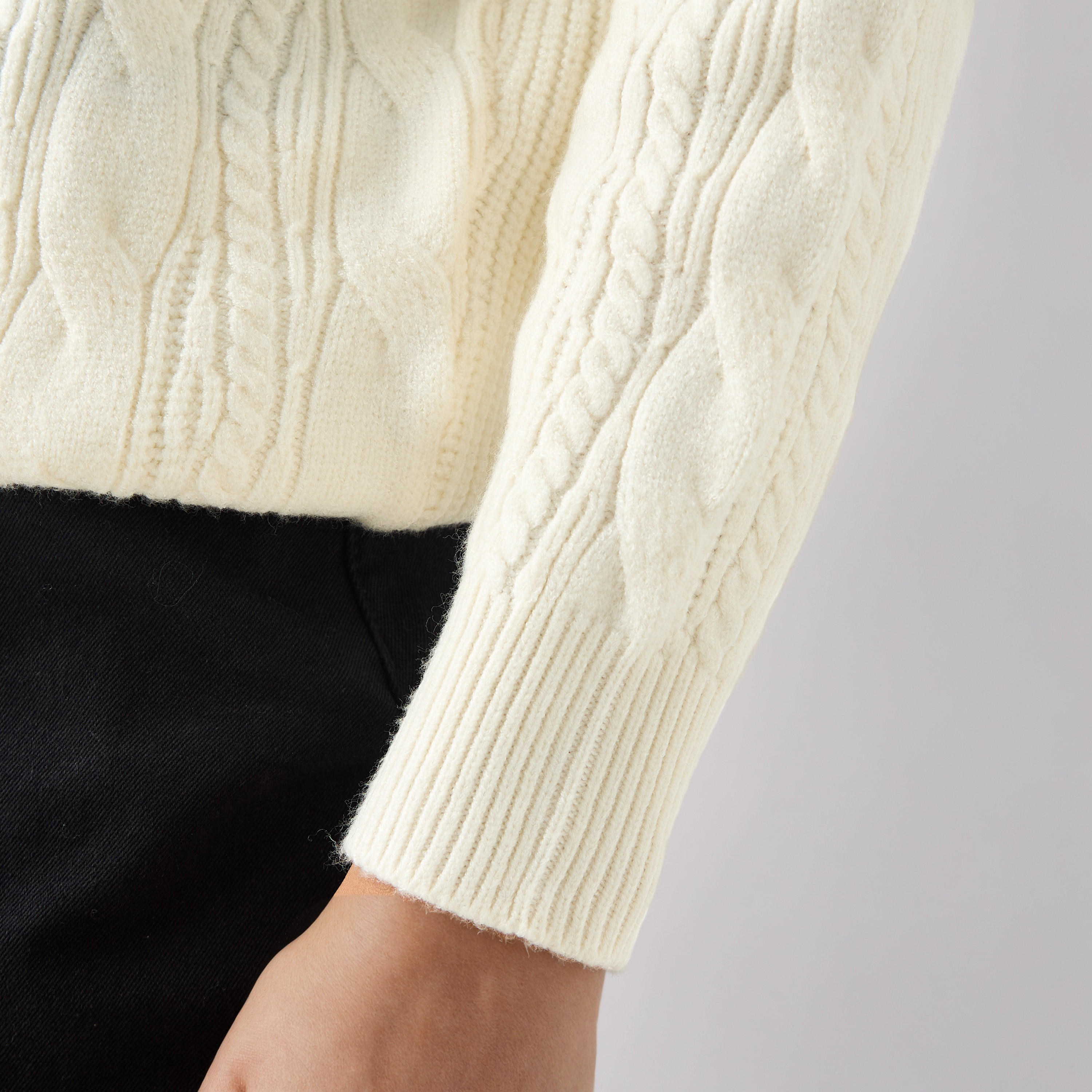 كنزة بوكسي بأكمام طويلة ونسيج كابل-women-clothing-cardigansandjumpers-jumpers-image-5
