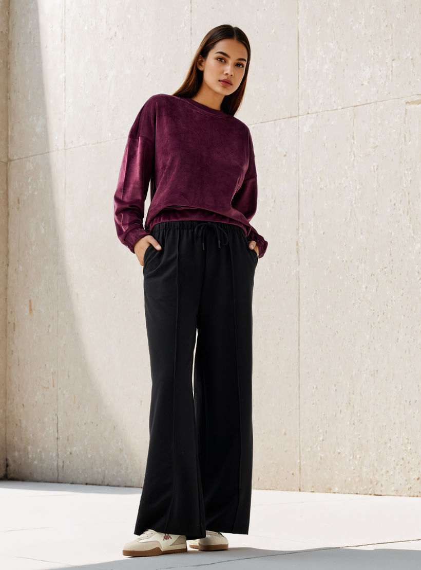 Regular Fit Velour Sweatshirt-women-winterwear-hoodiesandsweatshirts-sweatshirts-image-2