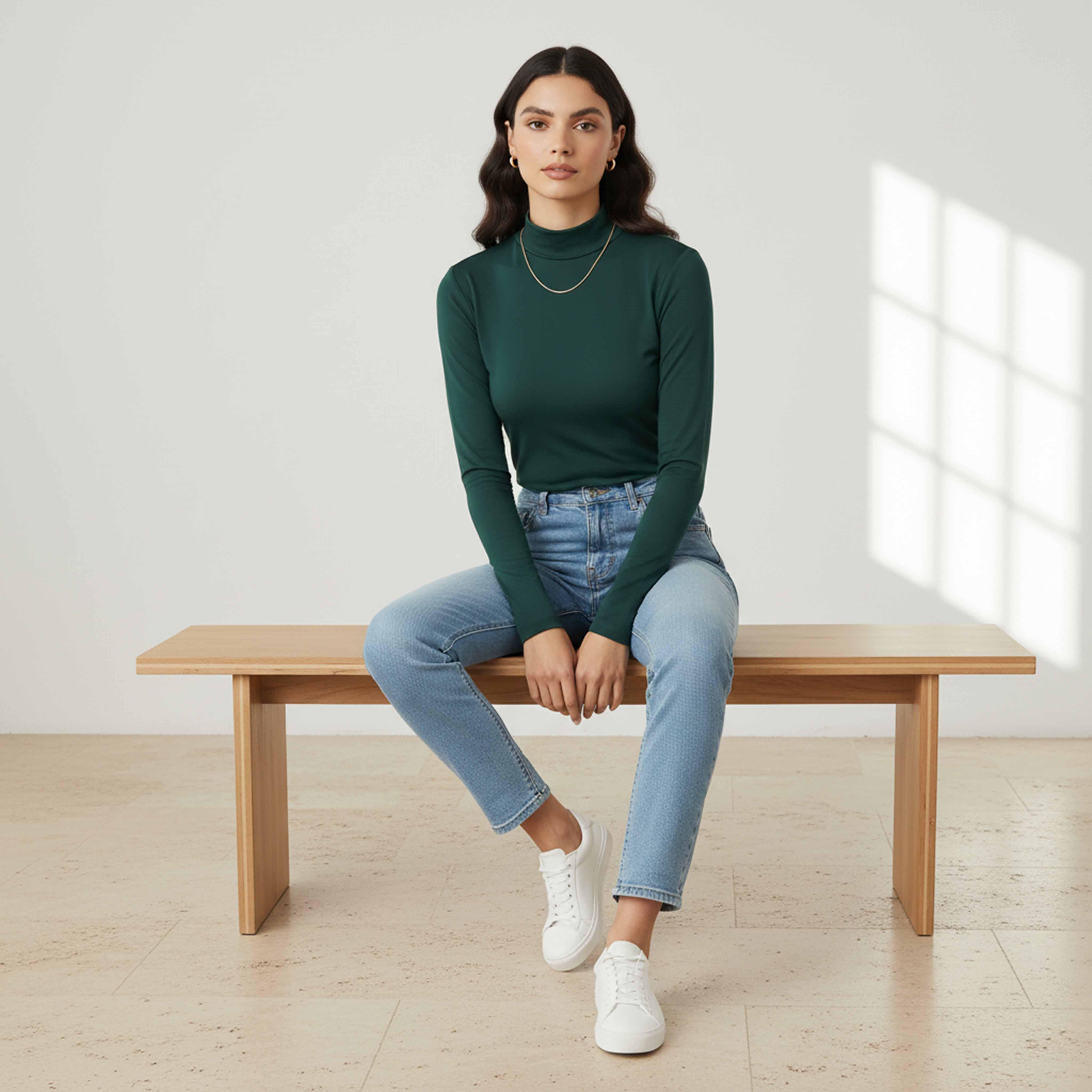 تيشيرت بقصة عادية وياقة عالية-women-clothing-tshirts-image-1