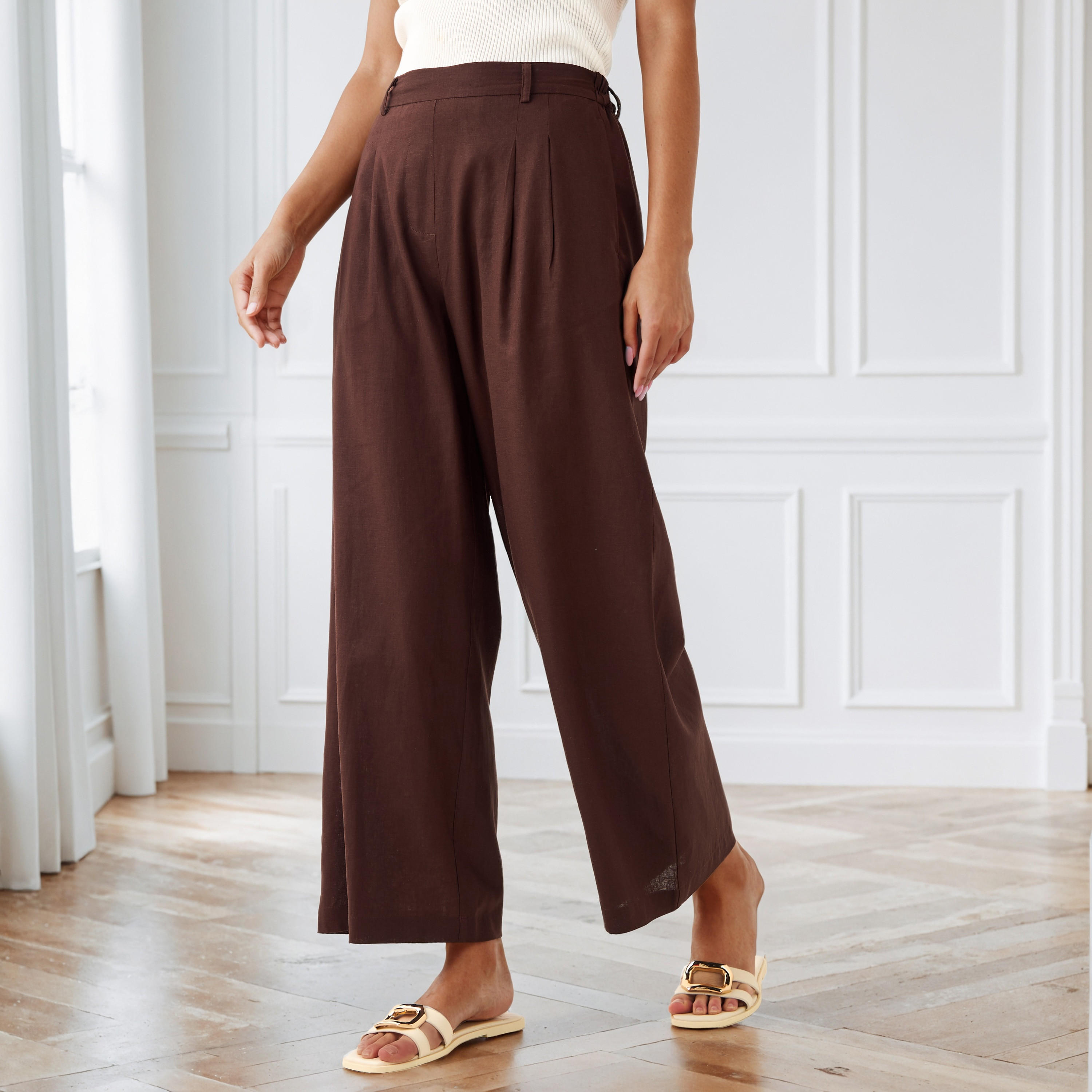 بنطلون واسع الساقين من مزيج الكتان بكُسرات وخصر مطاطي-women-clothing-bottoms-trousers-image-1