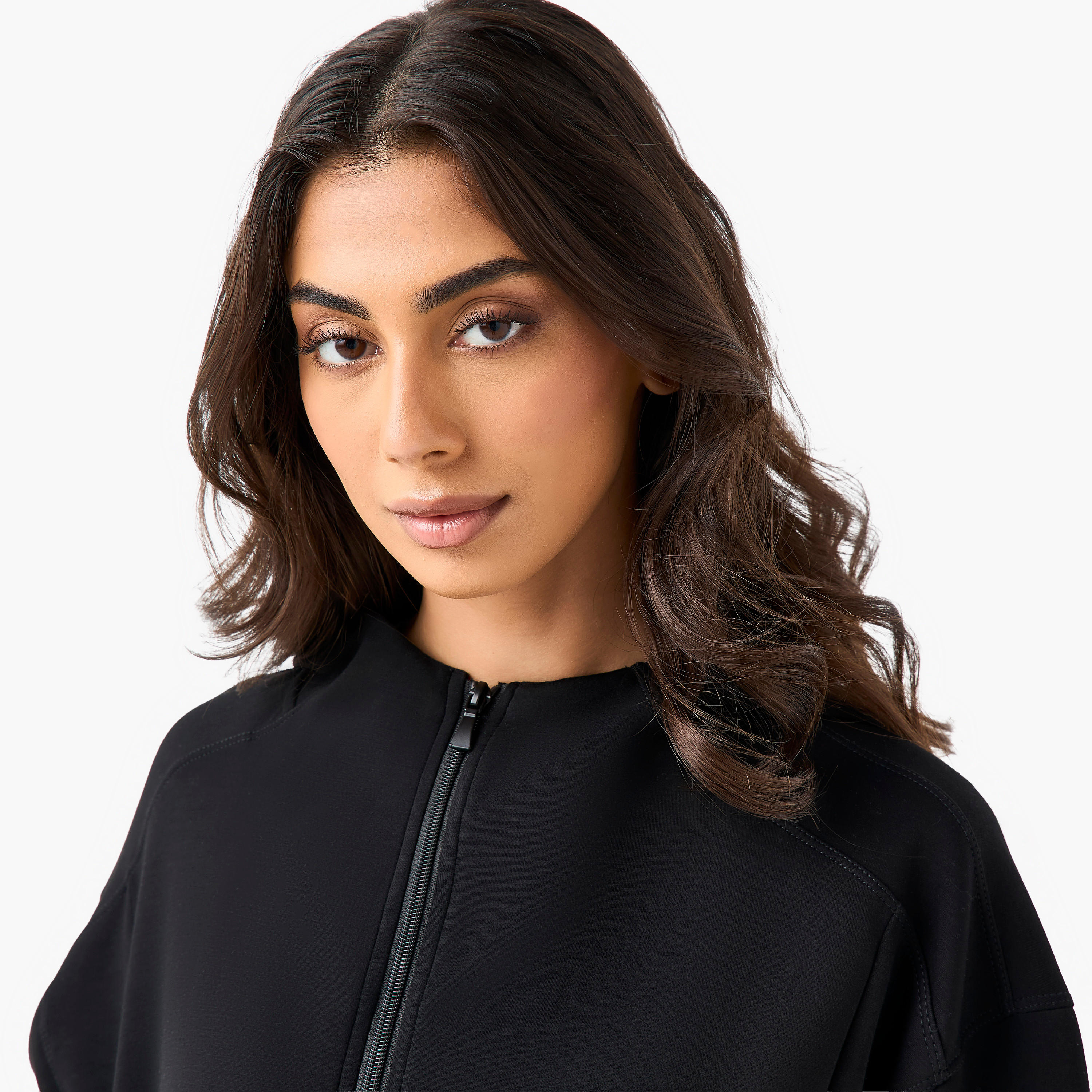 هودي بتفاصيل مغايرة-women-winterwear-hoodiesandsweatshirts-hoodies-image-6