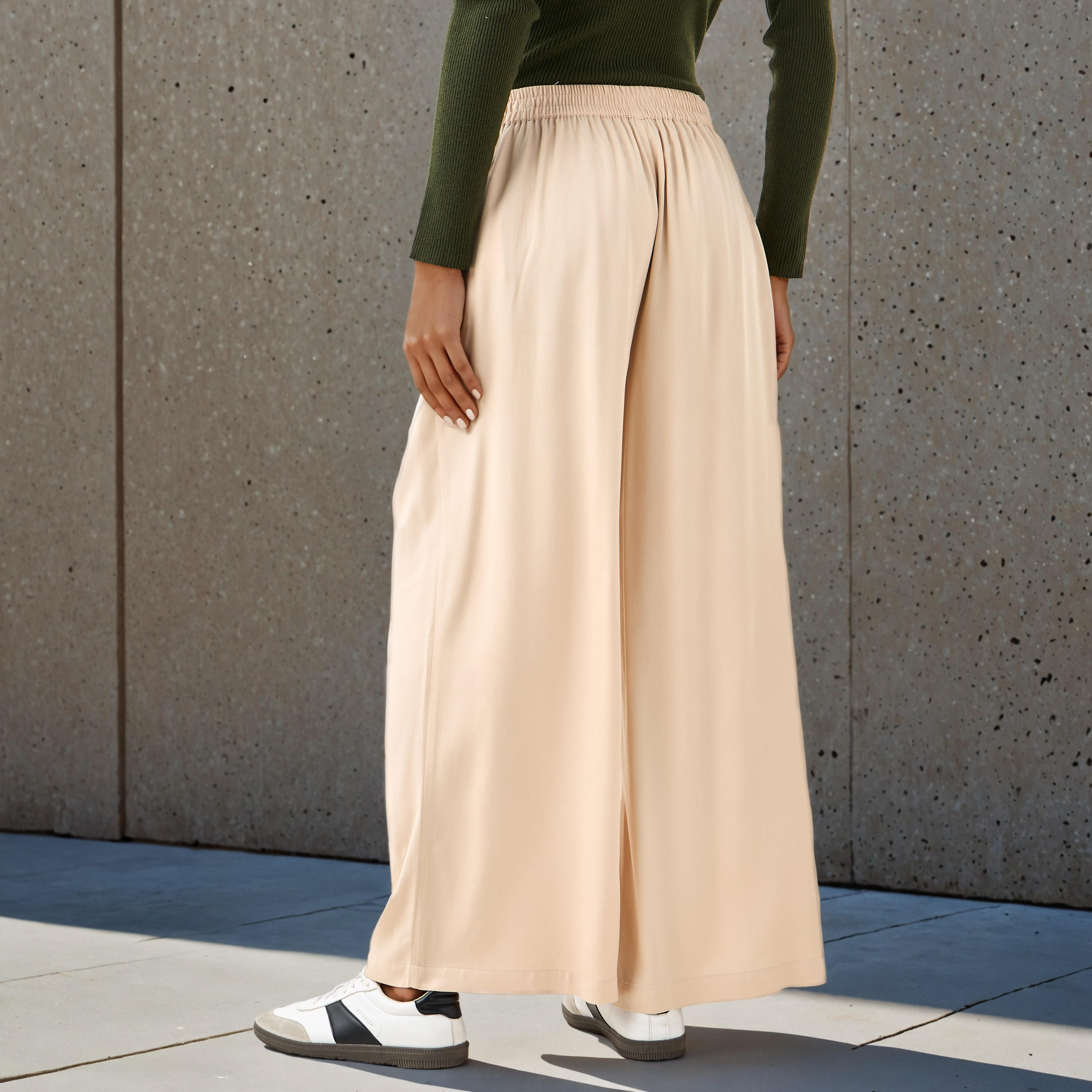 بنطلون بالازو بأرجل واسعة وخصر مرن-women-clothing-bottoms-trousers-image-4